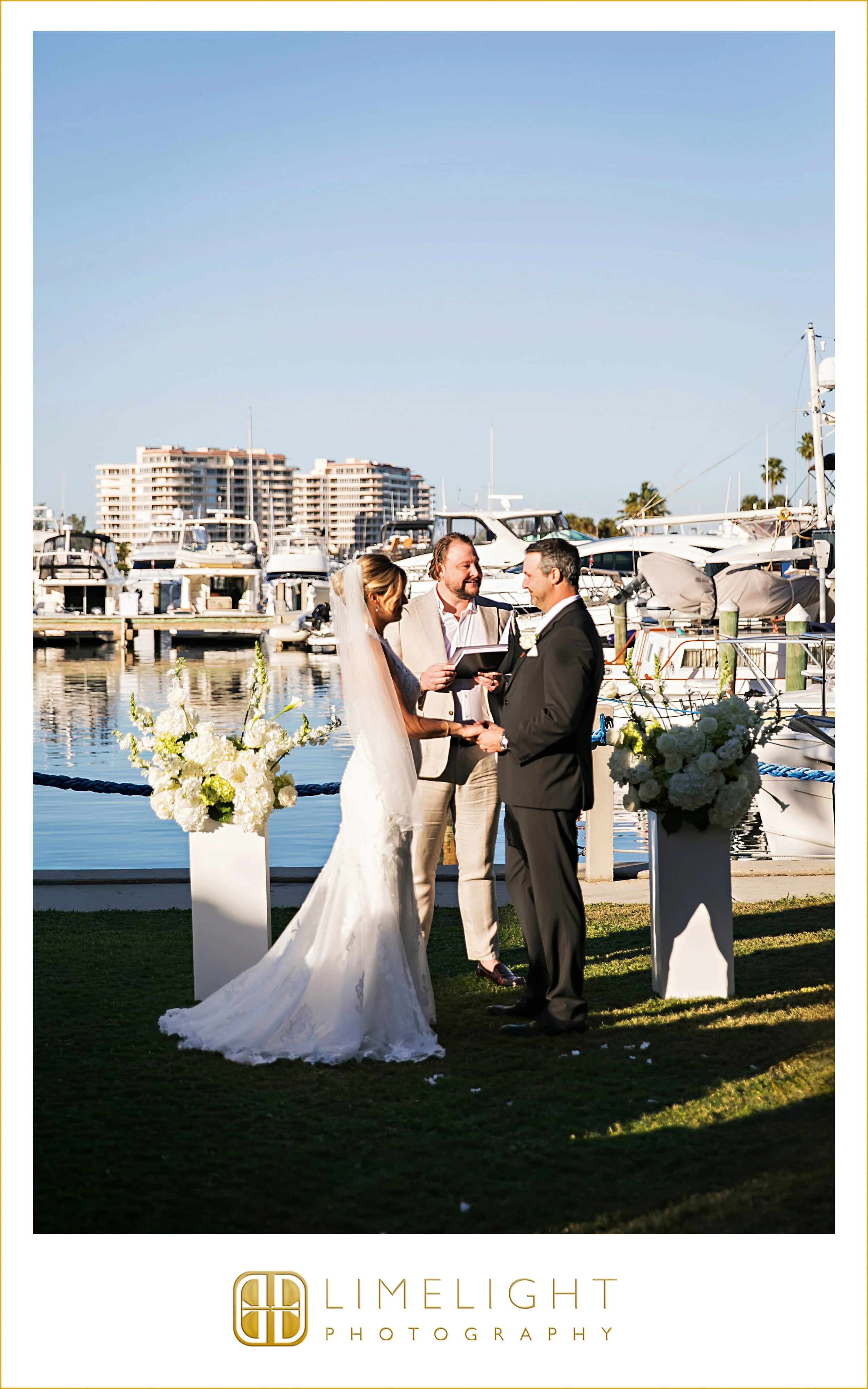 hannah-and-mark-longboat-key-beach-wedding16.jpg