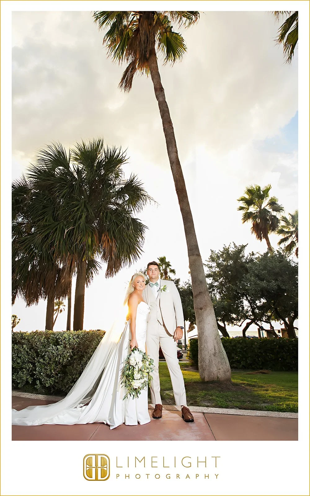 hayley-and-john-wyndham-grand-clearwater-beach-wedding-photography53.jpg