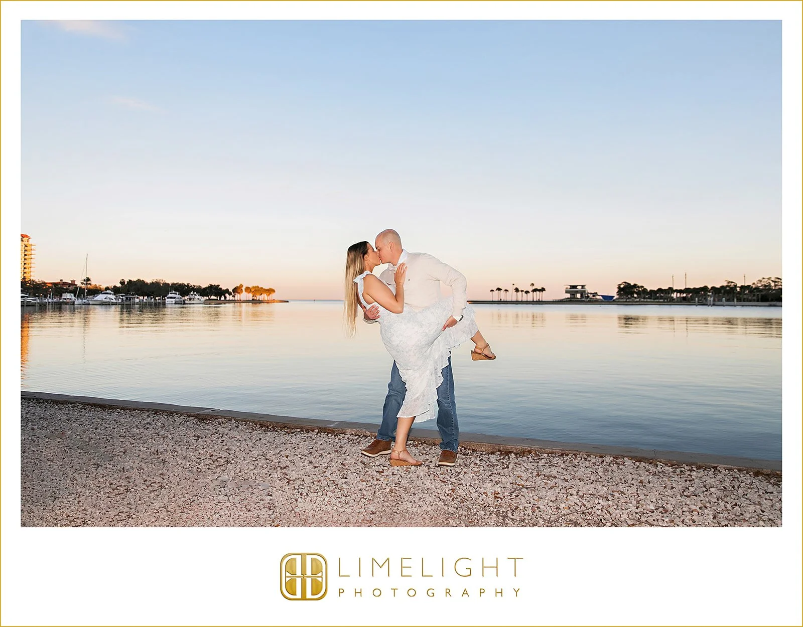 becky-and-steve-st-pete-florida-engagement-photography19.jpg