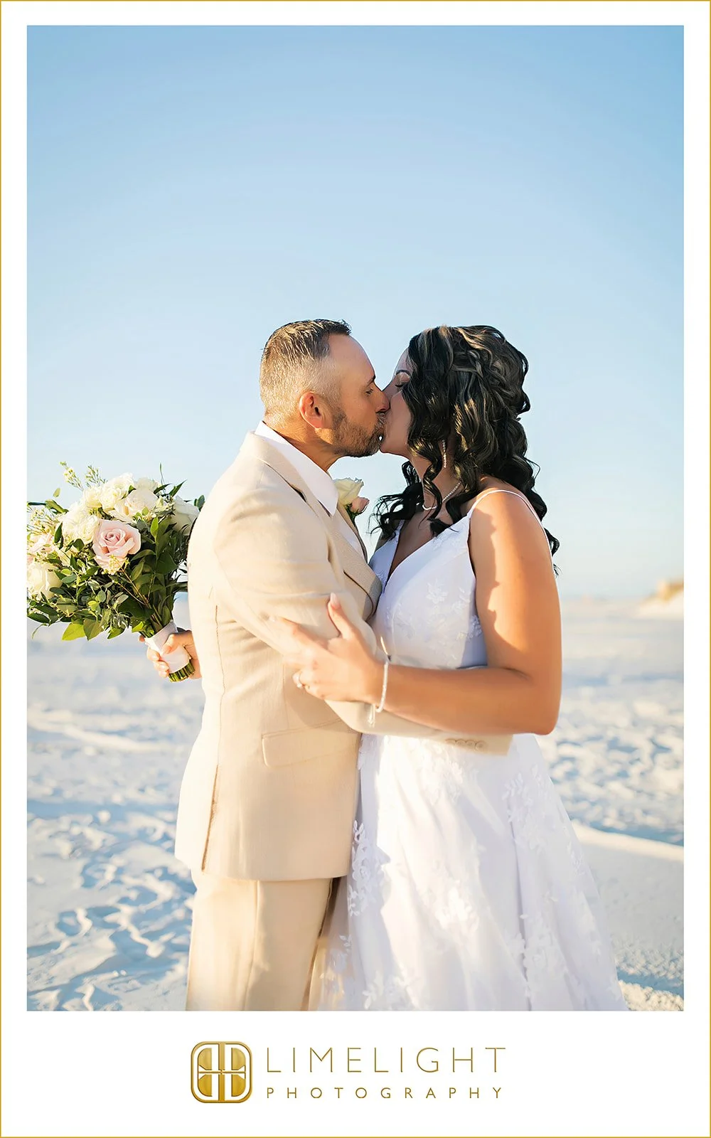 saige-and-scott-hilton-clearwater-beach-florida-wedding-photography47.jpg