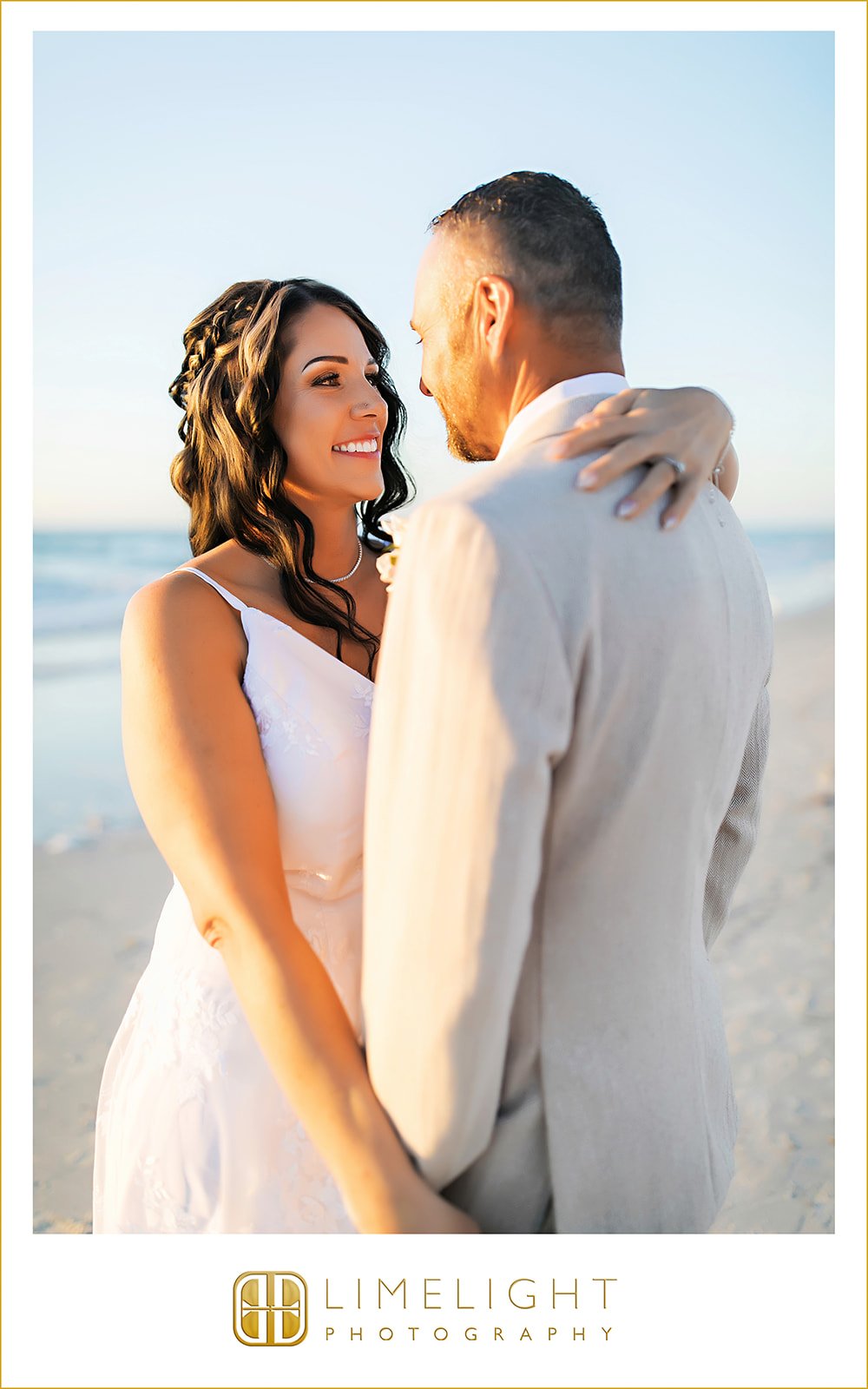 saige-and-scott-hilton-clearwater-beach-florida-wedding-photography60.jpg