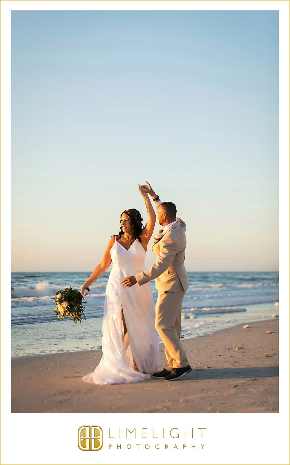 saige-and-scott-hilton-clearwater-beach-florida-wedding-photography64.jpg