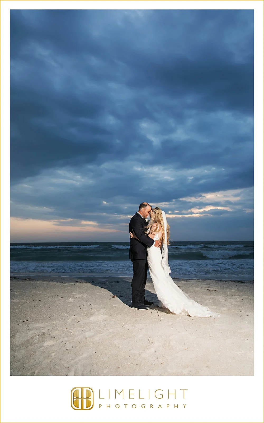 alexandra-and-william-st-pete-beach-florida-wedding-photography41.jpg