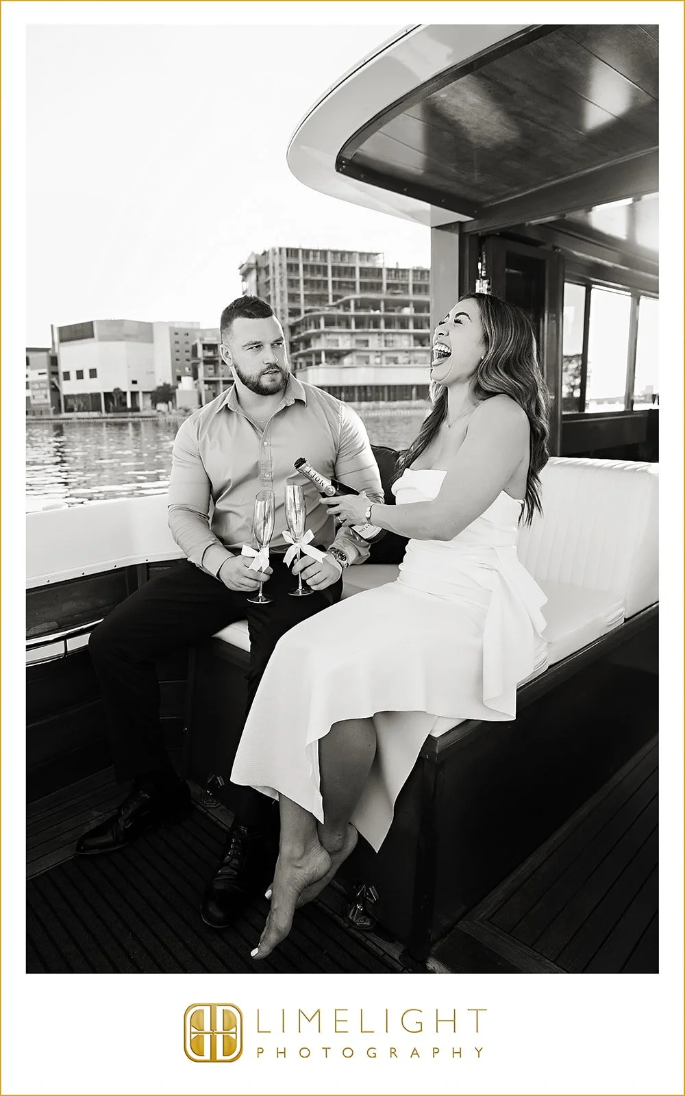 nicole-and-ryan-tampa-water-taxi-florida-engagement-photos12.jpg