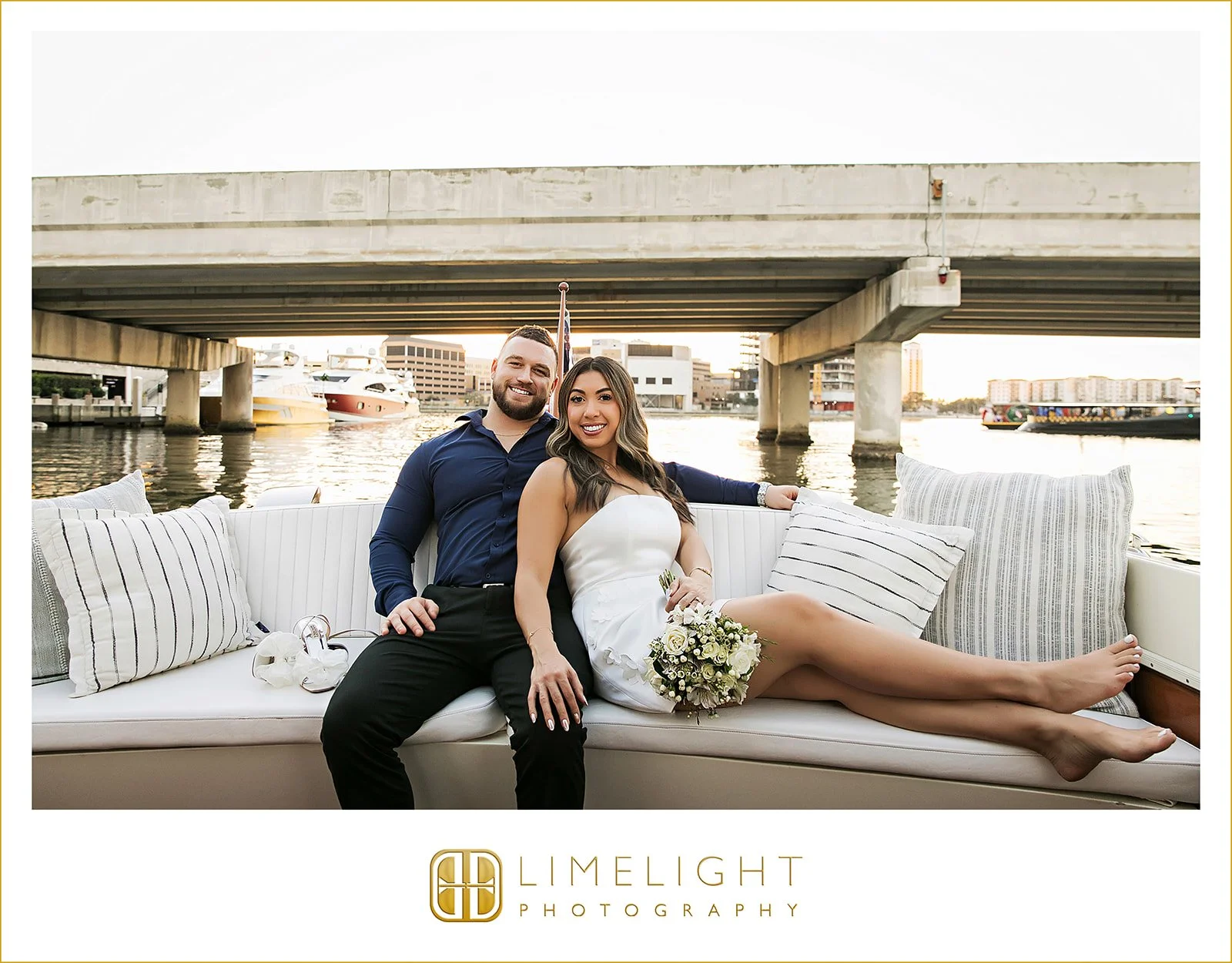 nicole-and-ryan-tampa-water-taxi-florida-engagement-photos26.jpg