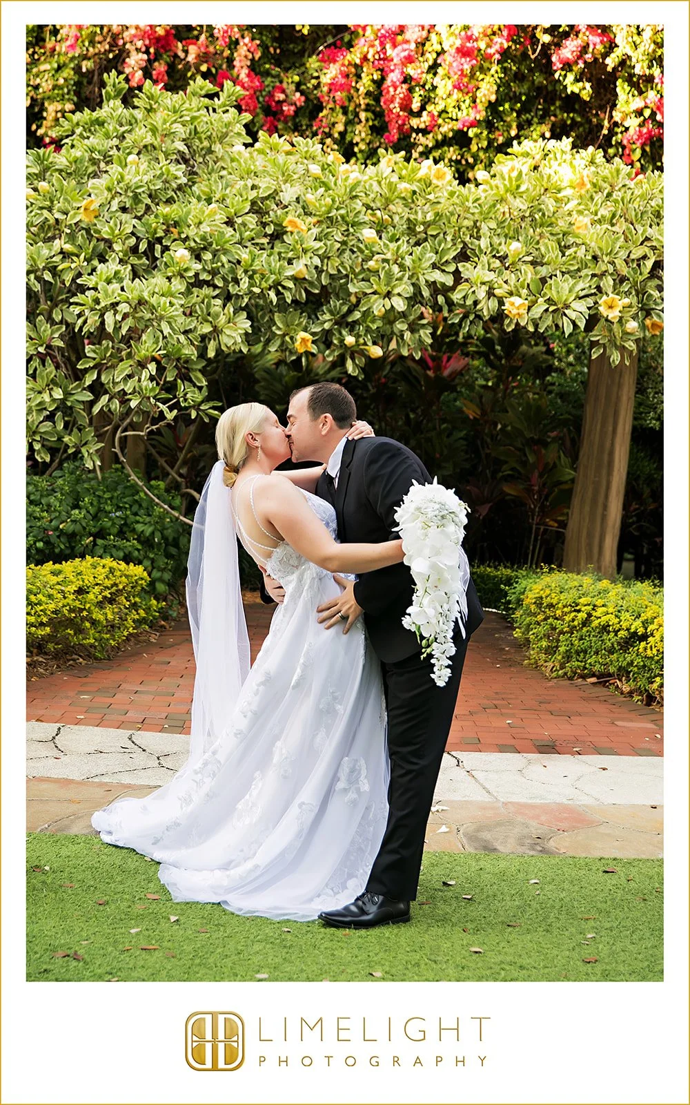 amy-and-derek-sunken-gardens-st-pete-wedding-photography11.jpg