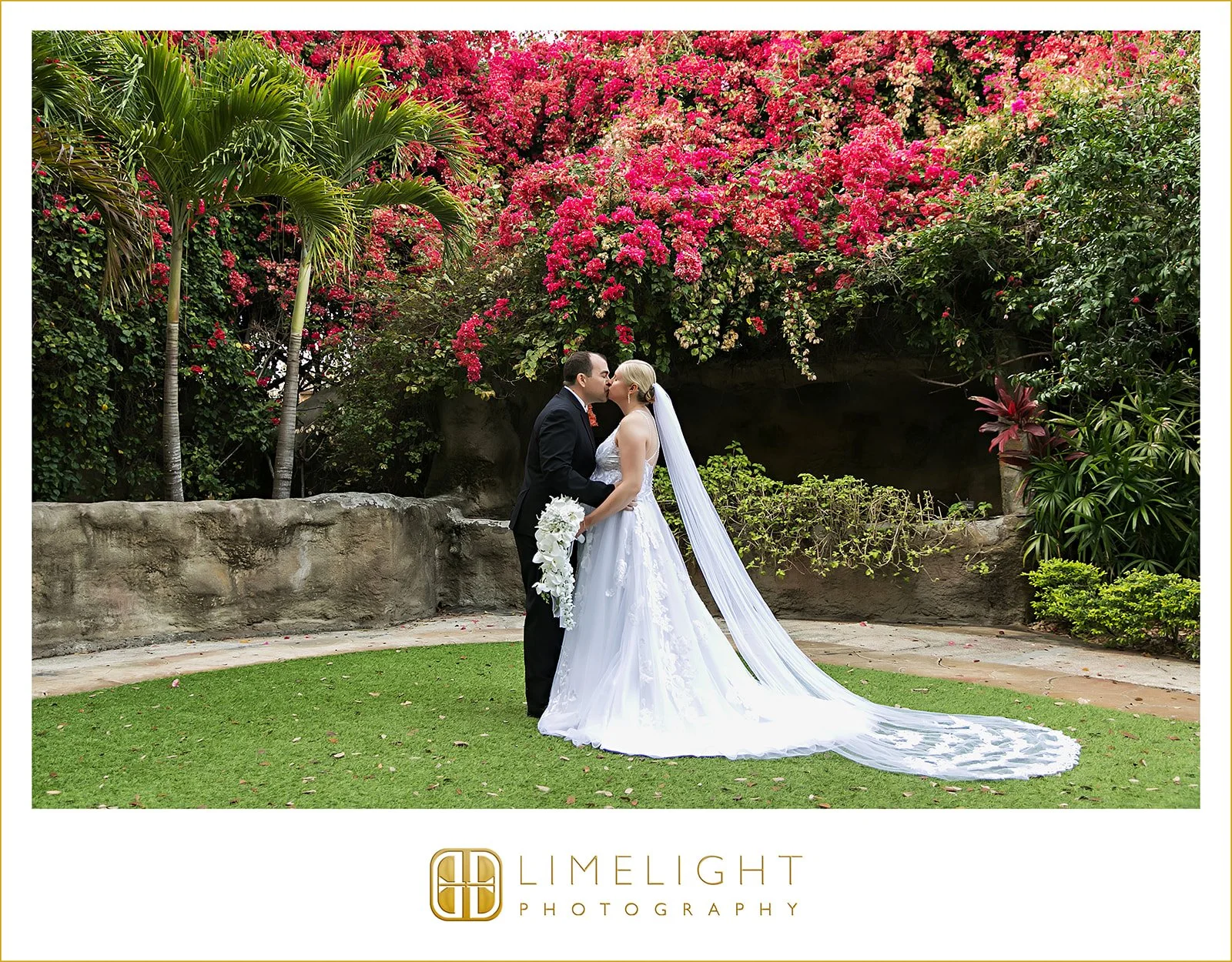 amy-and-derek-sunken-gardens-st-pete-wedding-photography15.jpg