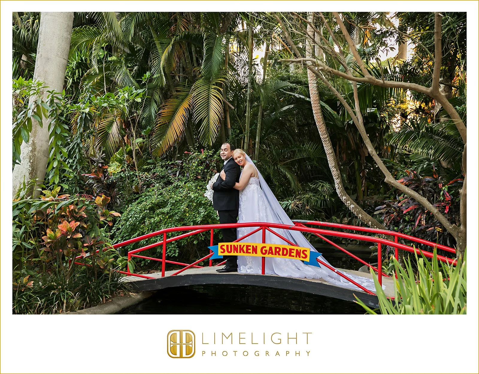 amy-and-derek-sunken-gardens-st-pete-wedding-photography21.jpg