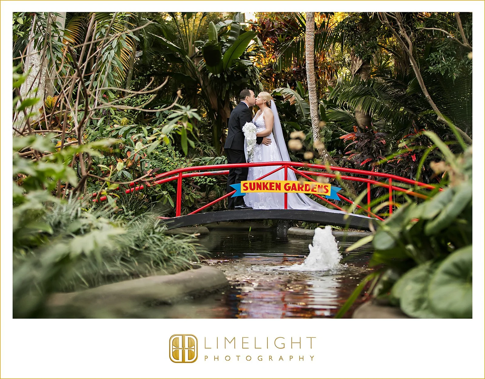 amy-and-derek-sunken-gardens-st-pete-wedding-photography22.jpg