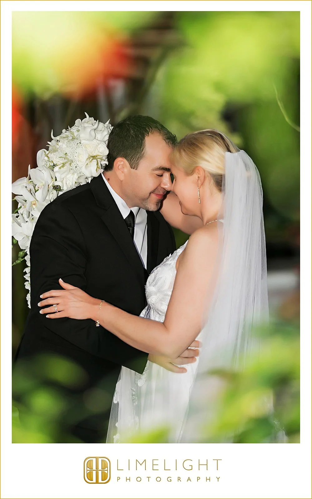 amy-and-derek-sunken-gardens-st-pete-wedding-photography27.jpg