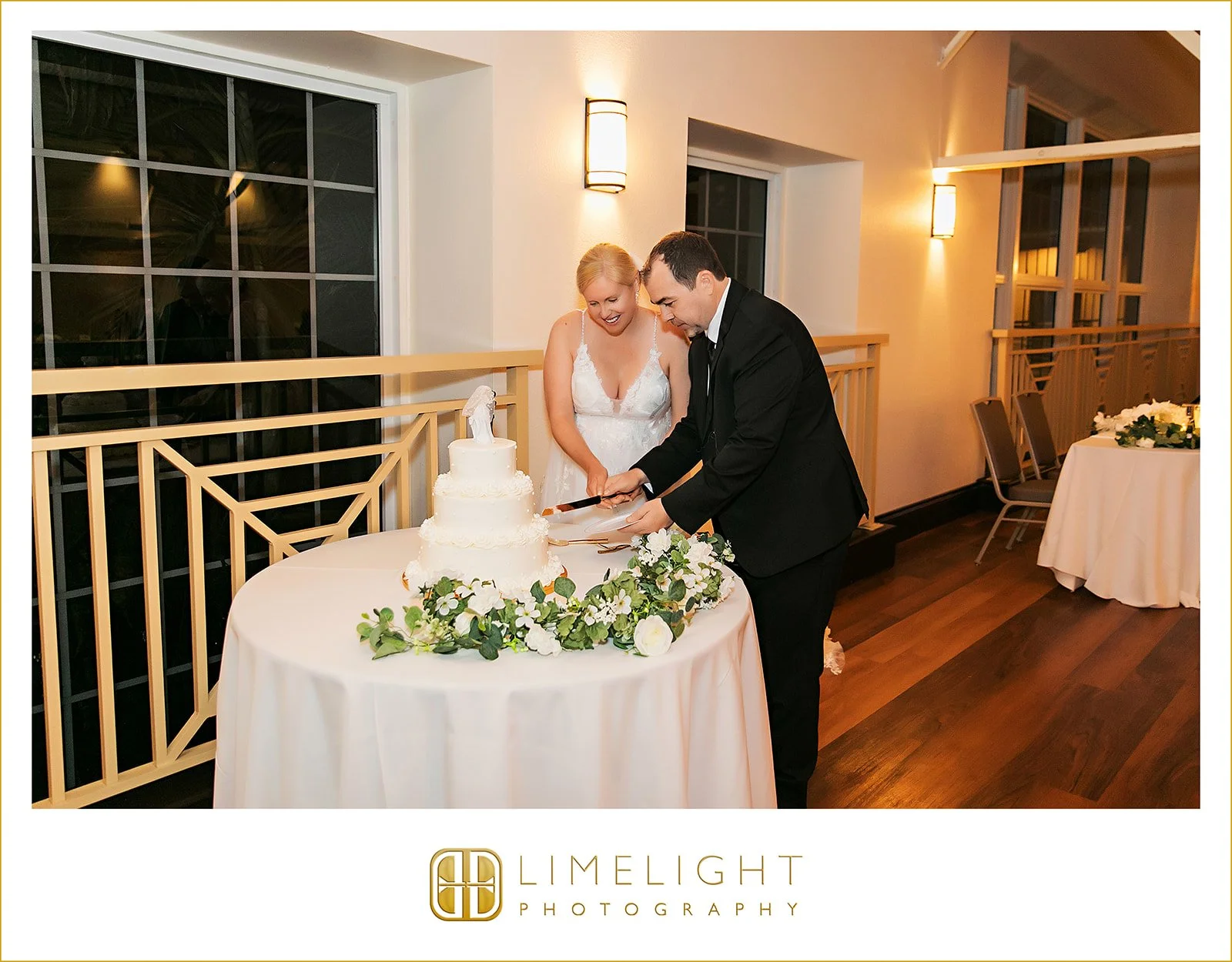 amy-and-derek-sunken-gardens-st-pete-wedding-photography36.jpg