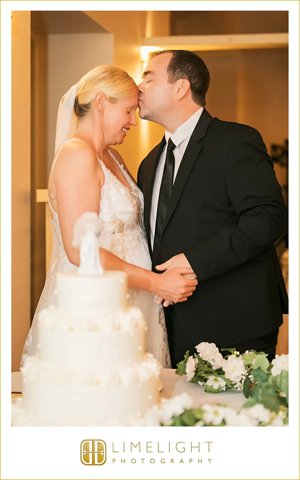 amy-and-derek-sunken-gardens-st-pete-wedding-photography37.jpg
