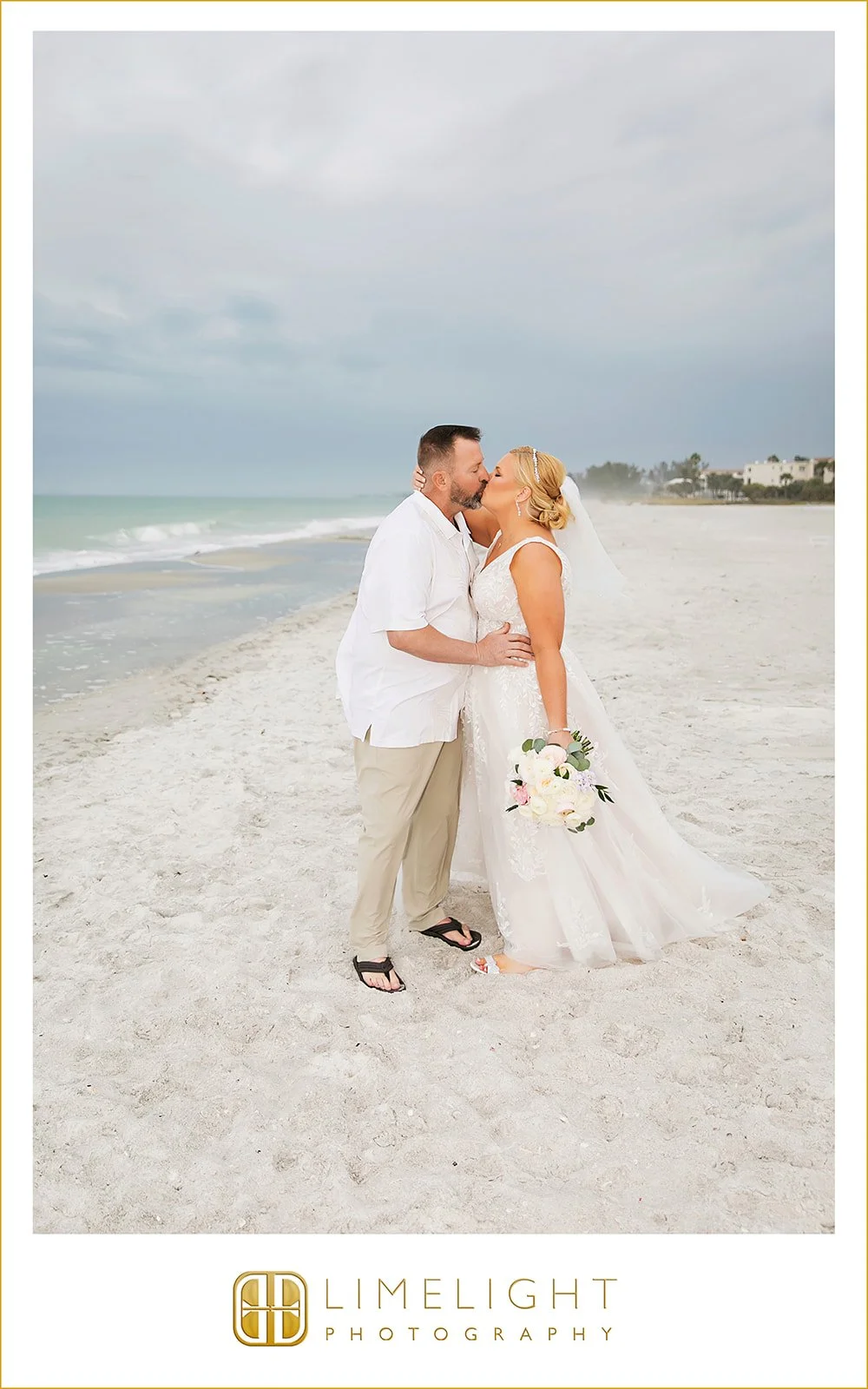 katie-and-tom-longboat-key-florida-wedding-photography41.jpg