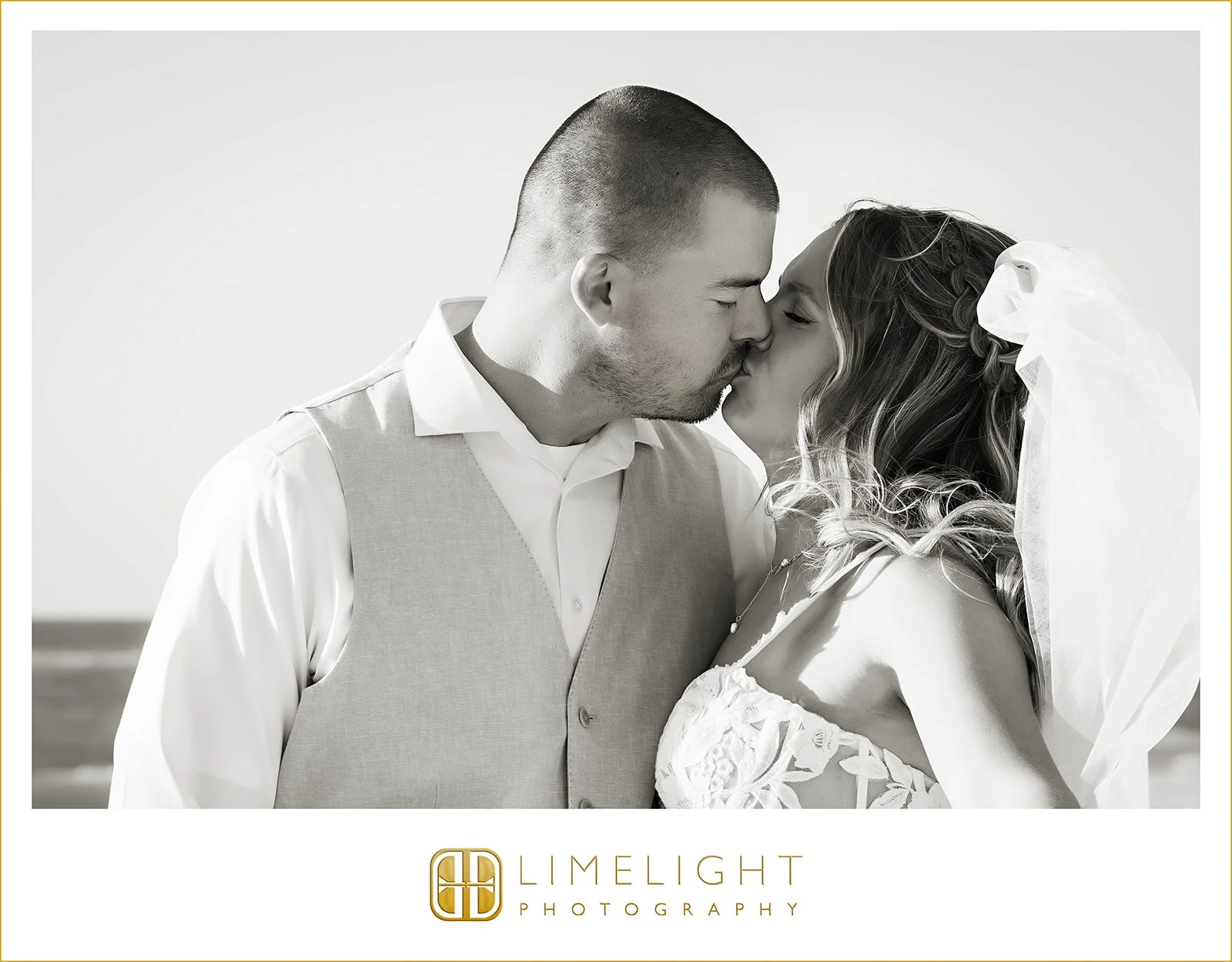 lea-and-adam-clearwater-beach-florida-wedding-photography35.jpg