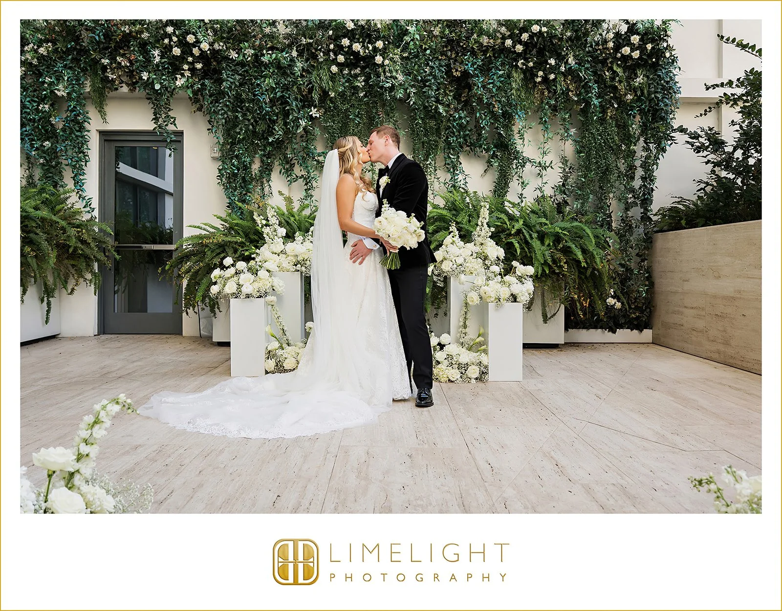 alex-and-kevin-the-edition-tampa-wedding-photography42.jpg