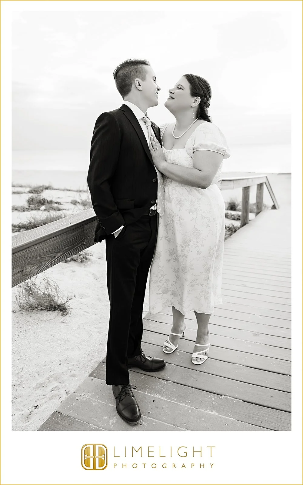 amber-john-pass-a-grille-beach-engagement-photography11.jpg