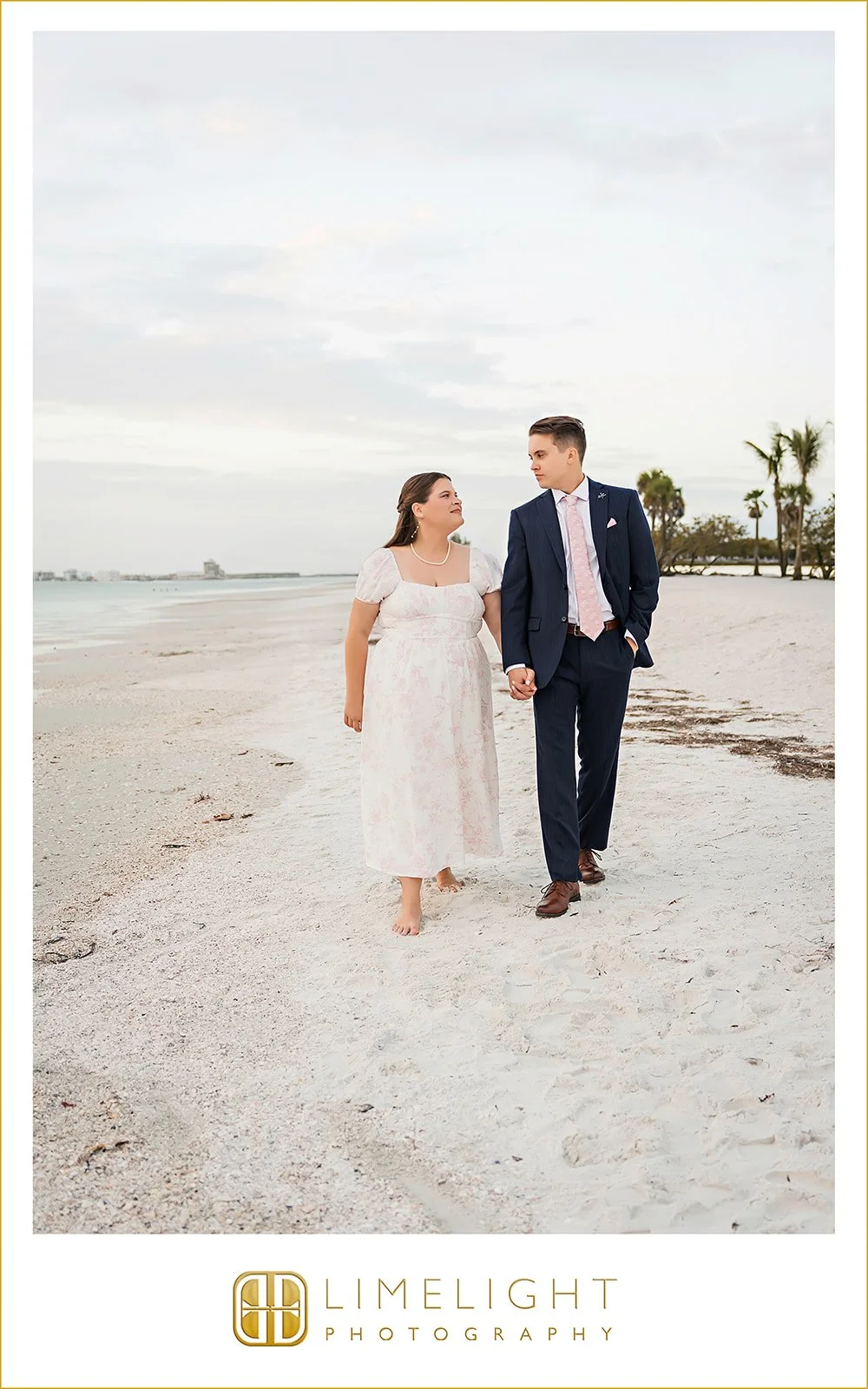 amber-john-pass-a-grille-beach-engagement-photography19.jpg