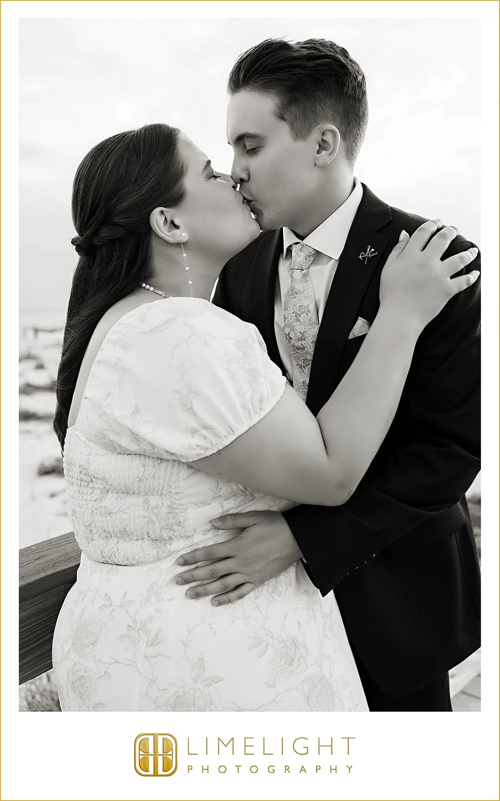 amber-john-pass-a-grille-beach-engagement-photography10.jpg