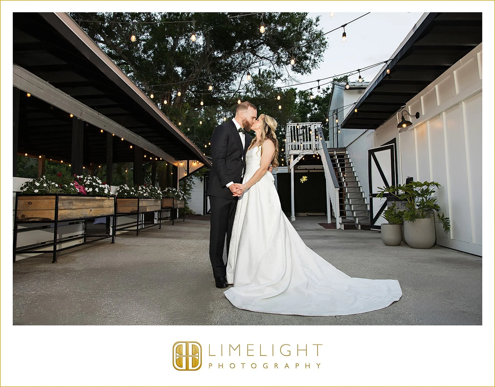 angela-and-mike-lutz-florida-wedding-photography63.jpg