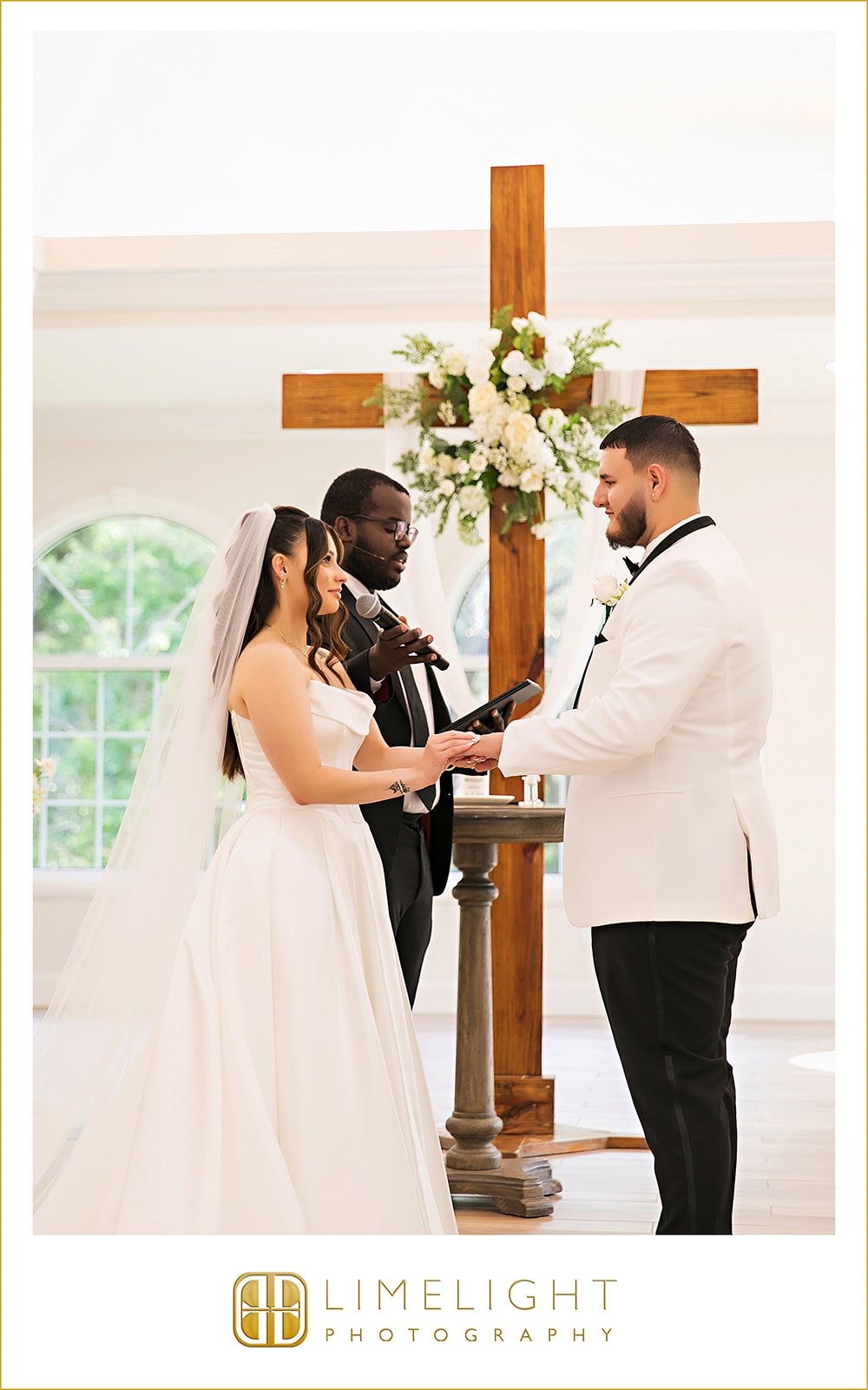 ciana-bradley-safety-harbor-chapel-wedding-photography36.jpg
