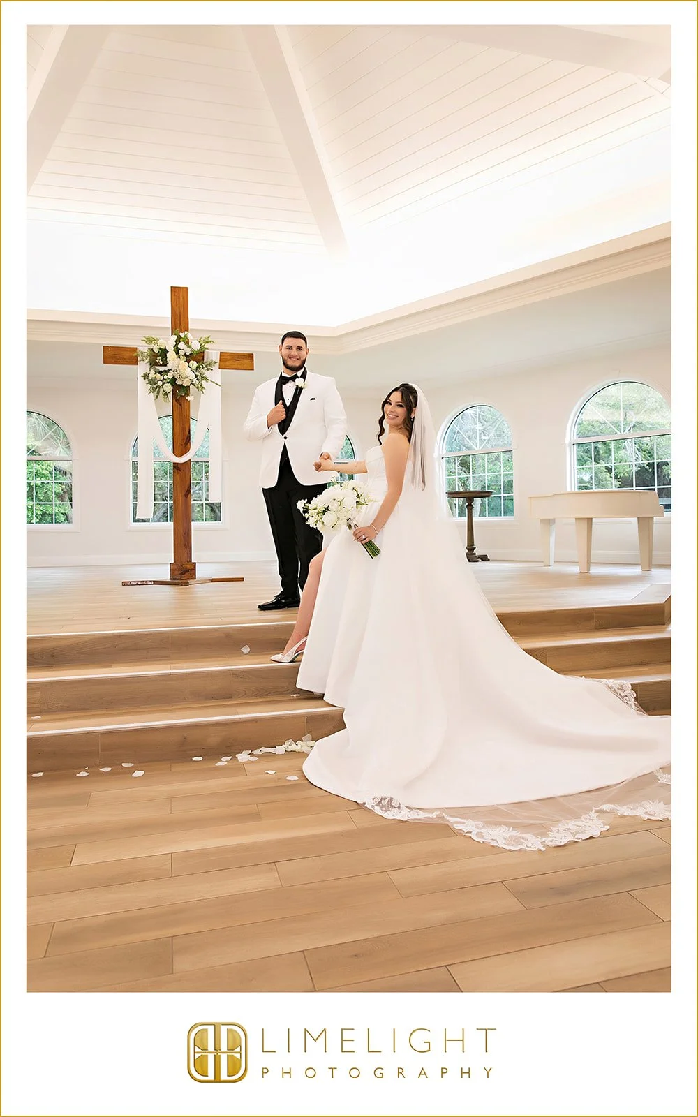 ciana-bradley-safety-harbor-chapel-wedding-photography46.jpg