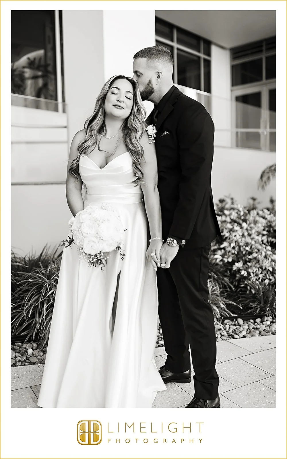 jordan-justin-wedding-photography-wyndham-grand-clearwater-beach-florida31.jpg