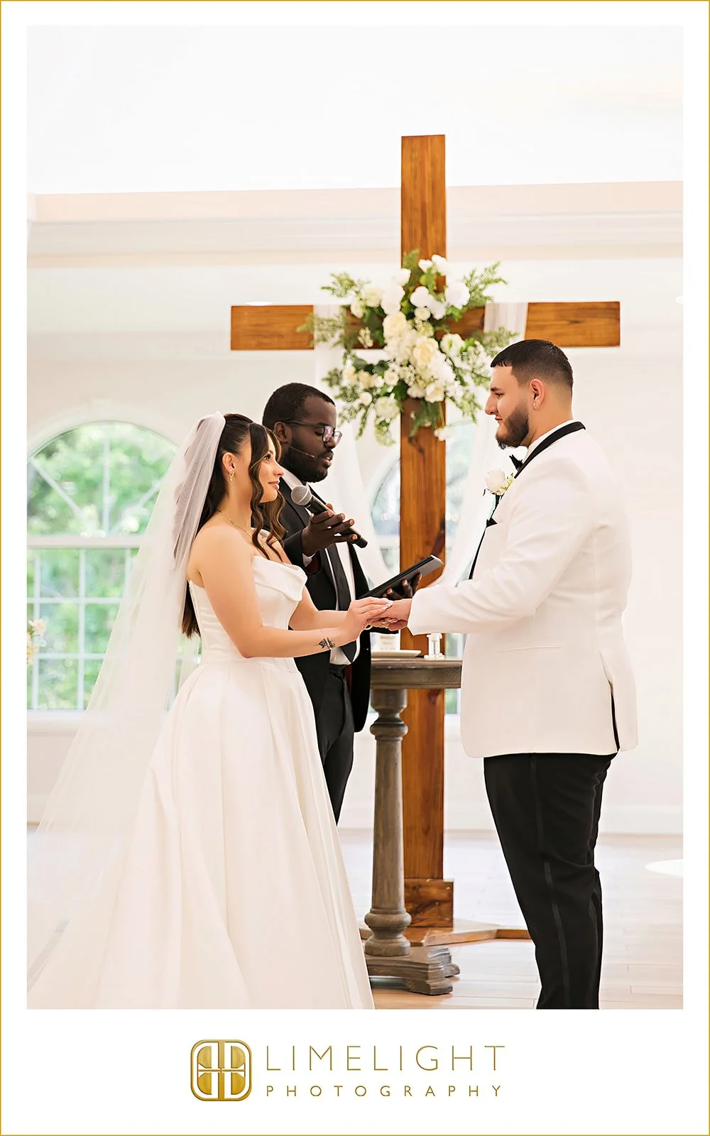 ciana-bradley-safety-harbor-chapel-wedding-photography36.jpg