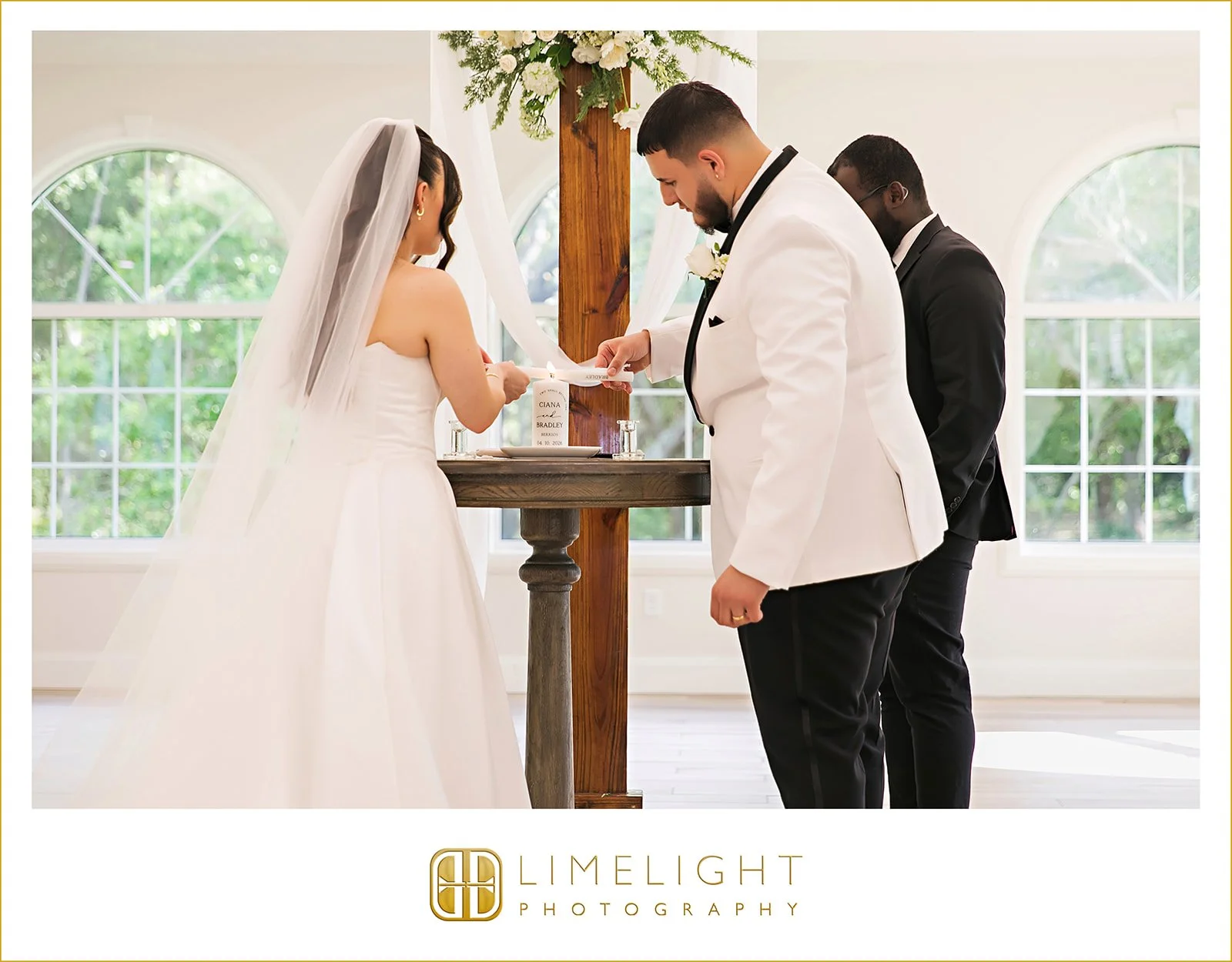ciana-bradley-safety-harbor-chapel-wedding-photography38.jpg