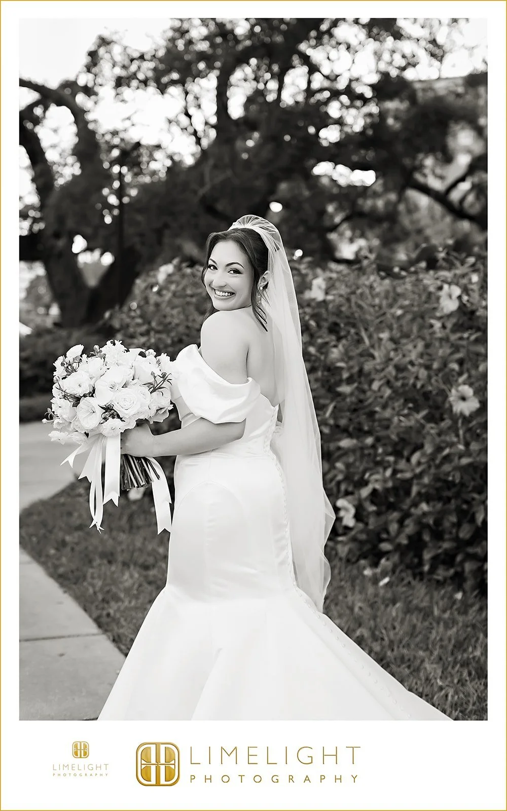 olga-and-matt-oxford-exchange-florida-tampa-wedding-photography48.jpg