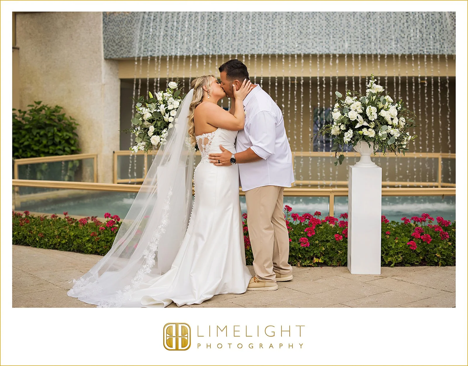nicole-dan-wedding-photography-sandpearl-resort-clearwater-beach-florida28.jpg