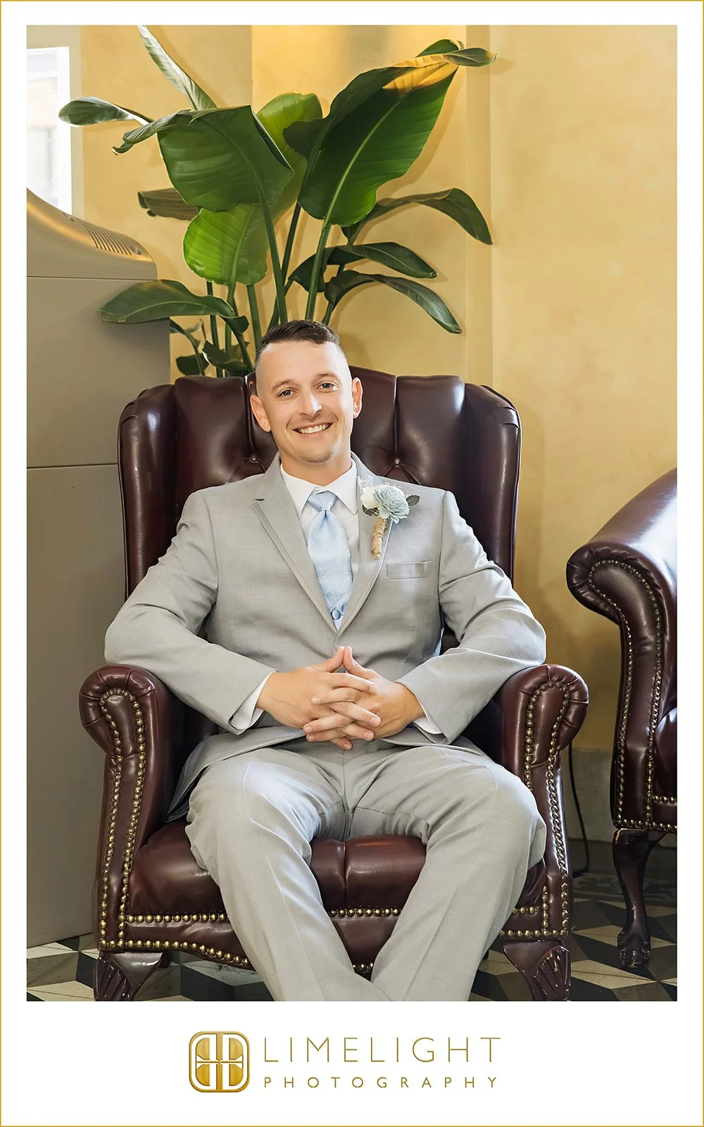 danielle-nicholas-wedding-photography-italian-club-tampa-florida8.jpg