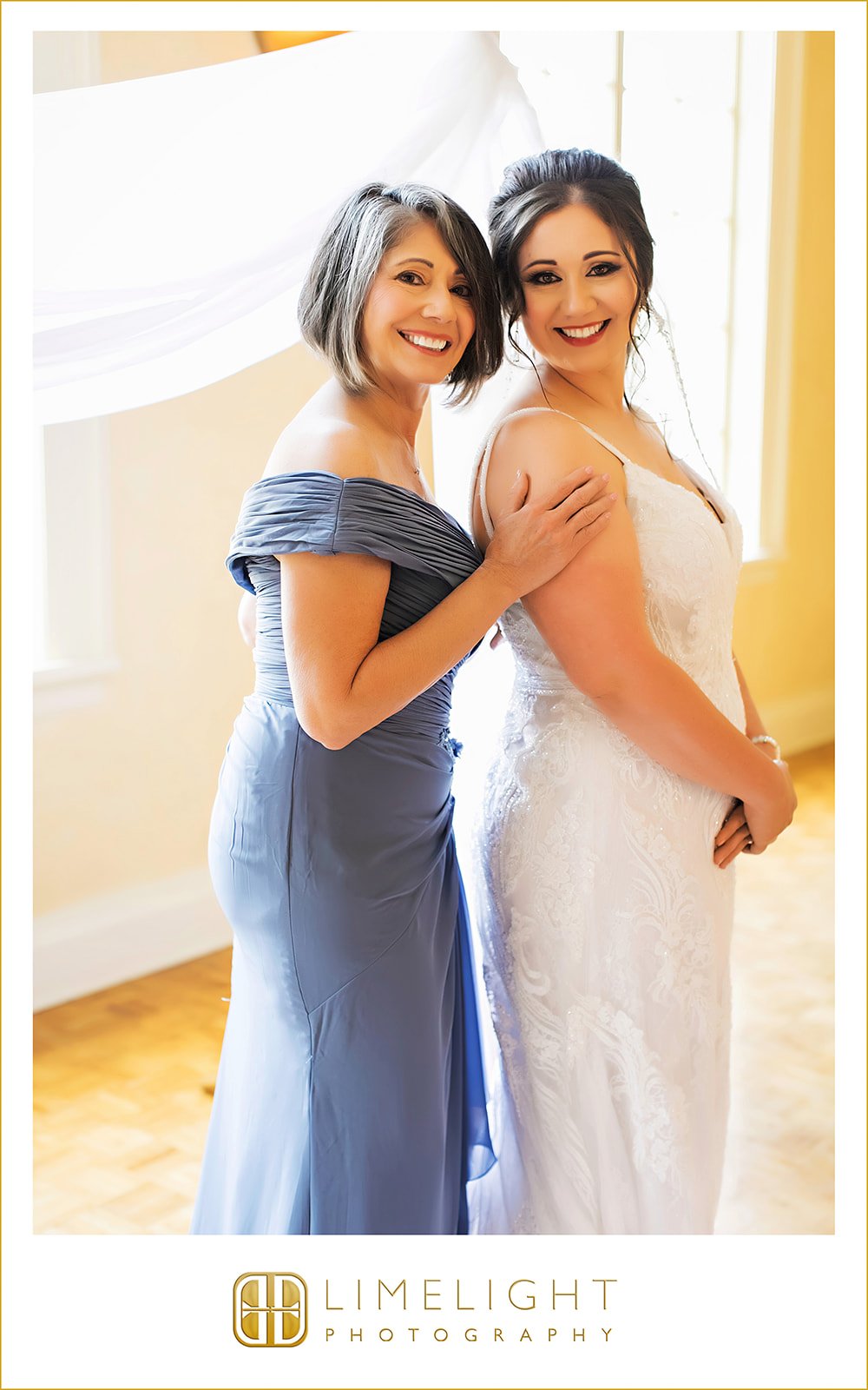 danielle-nicholas-wedding-photography-italian-club-tampa-florida23.jpg