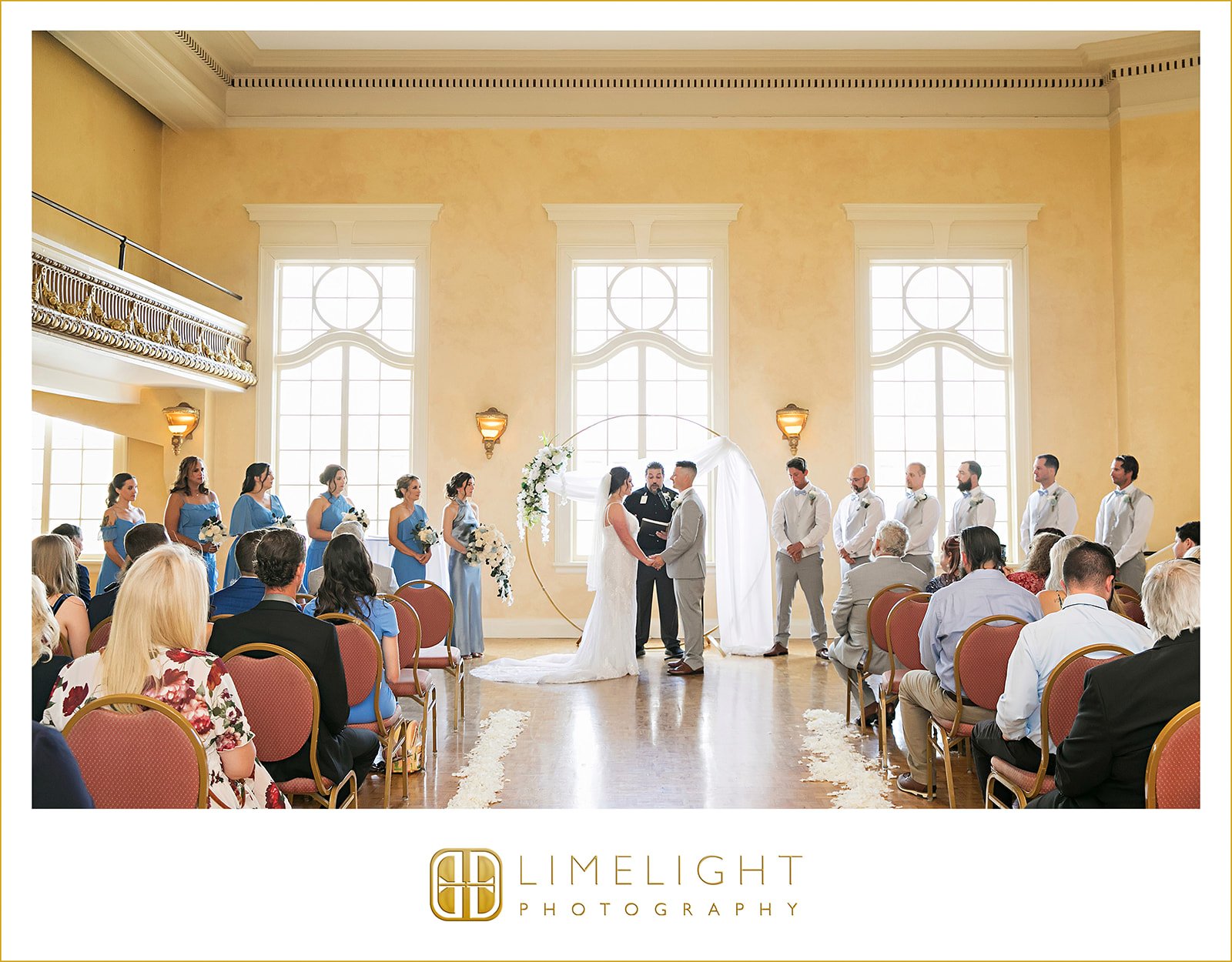 danielle-nicholas-wedding-photography-italian-club-tampa-florida27.jpg