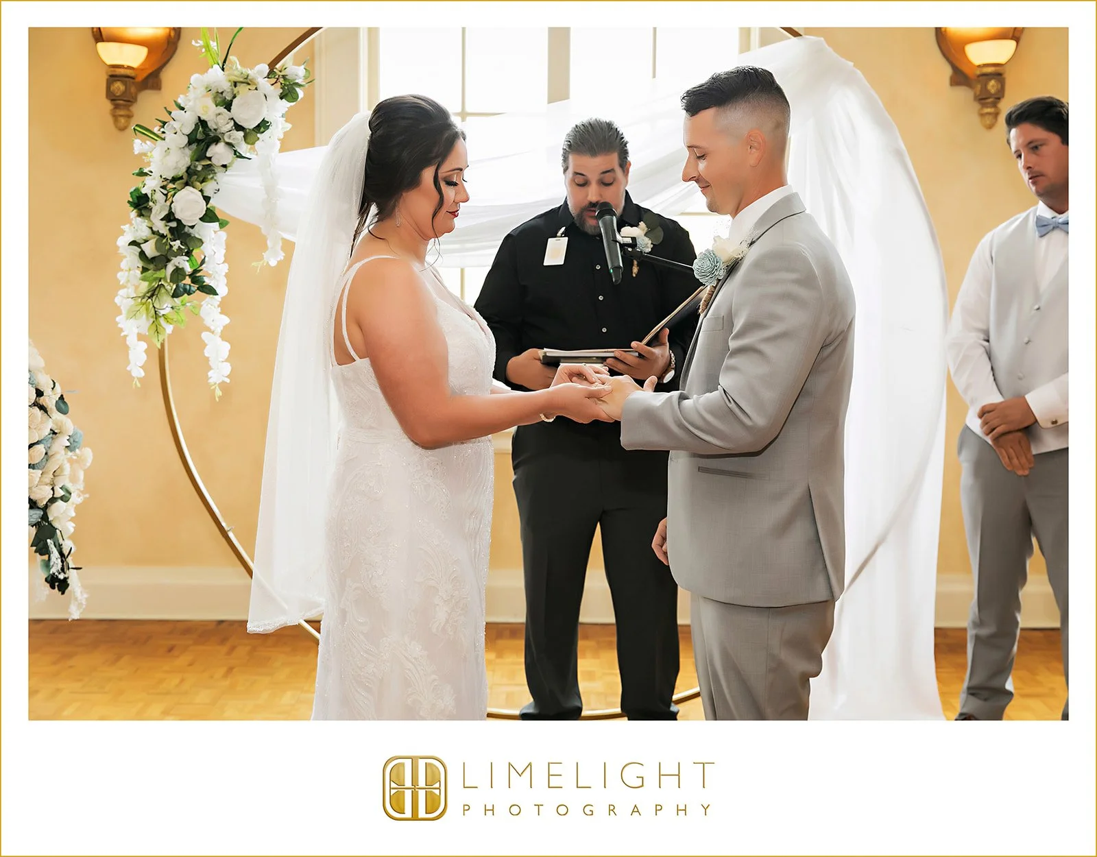 danielle-nicholas-wedding-photography-italian-club-tampa-florida29.jpg