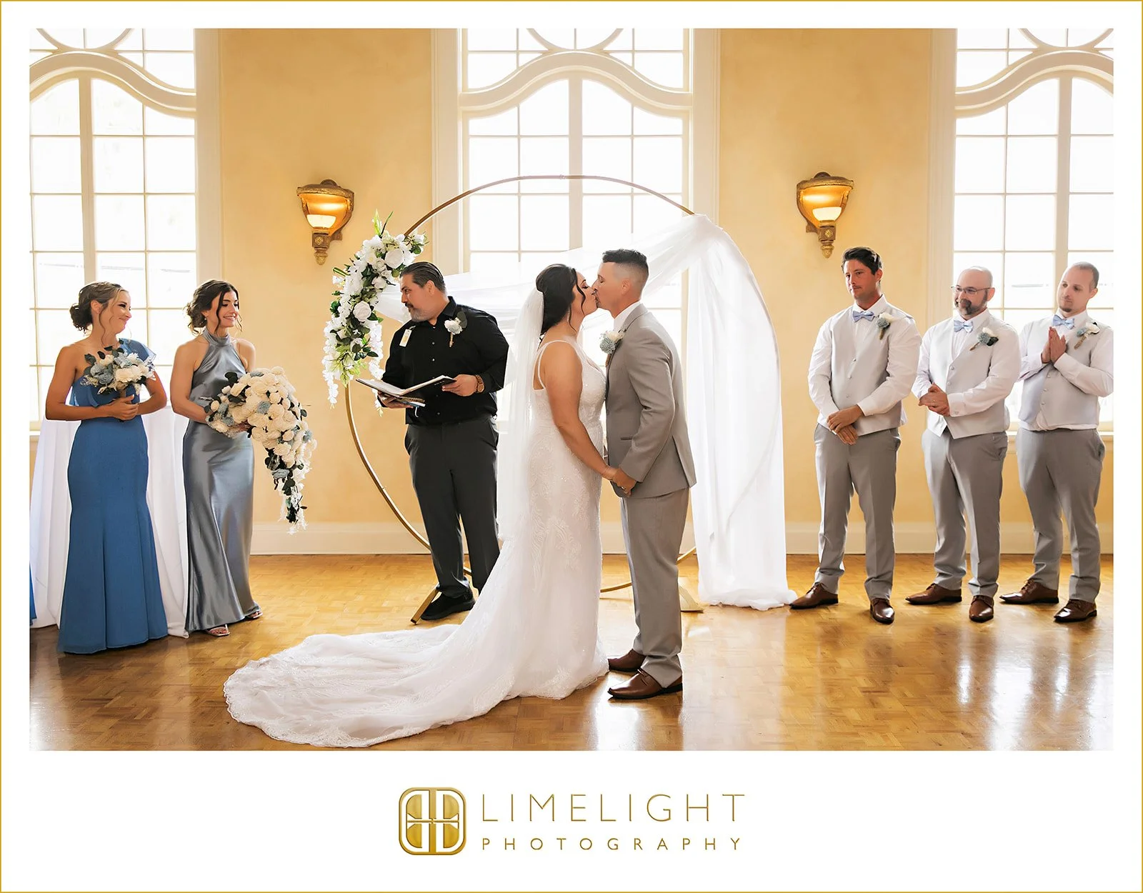 danielle-nicholas-wedding-photography-italian-club-tampa-florida30.jpg