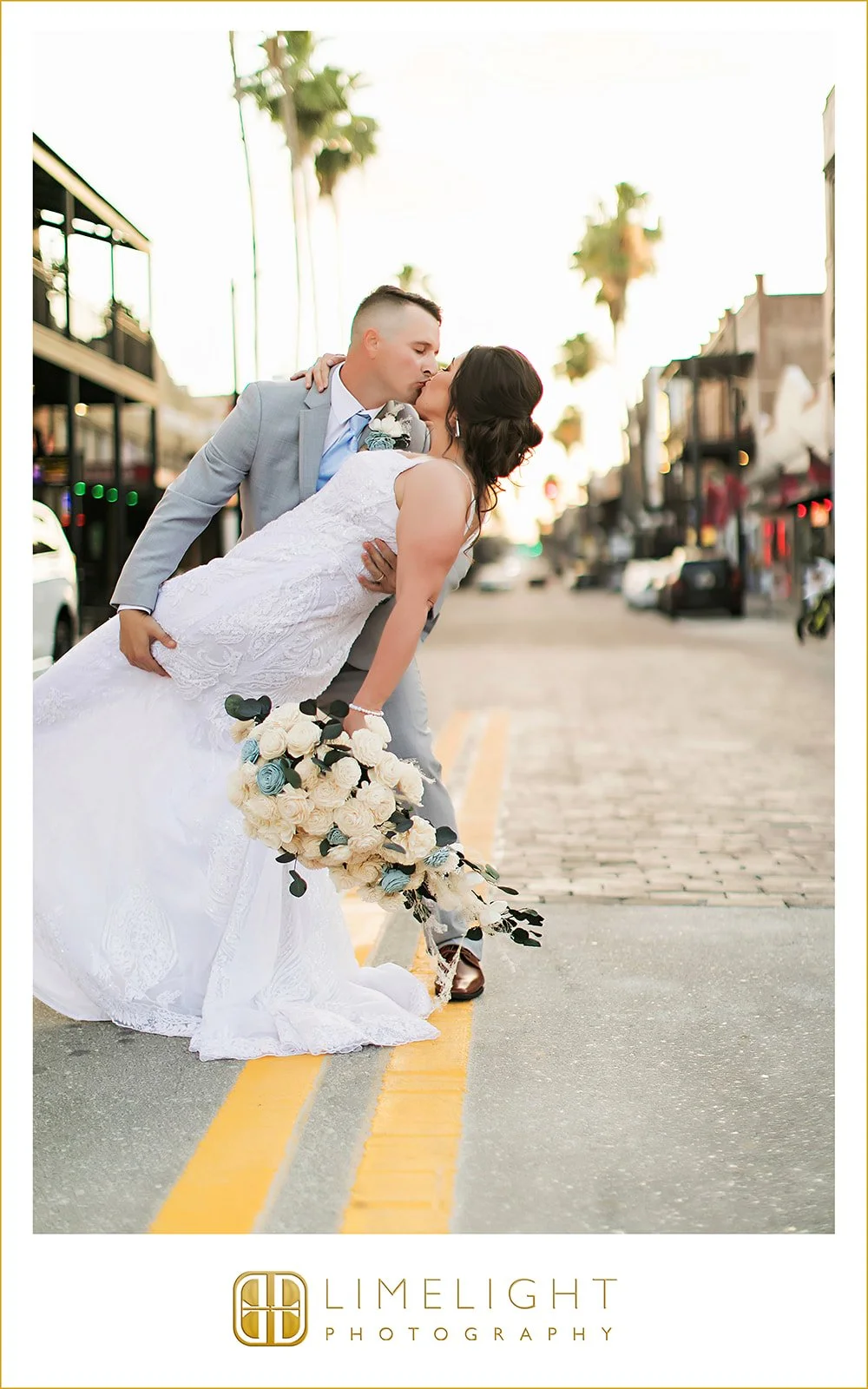 danielle-nicholas-wedding-photography-italian-club-tampa-florida55.jpg