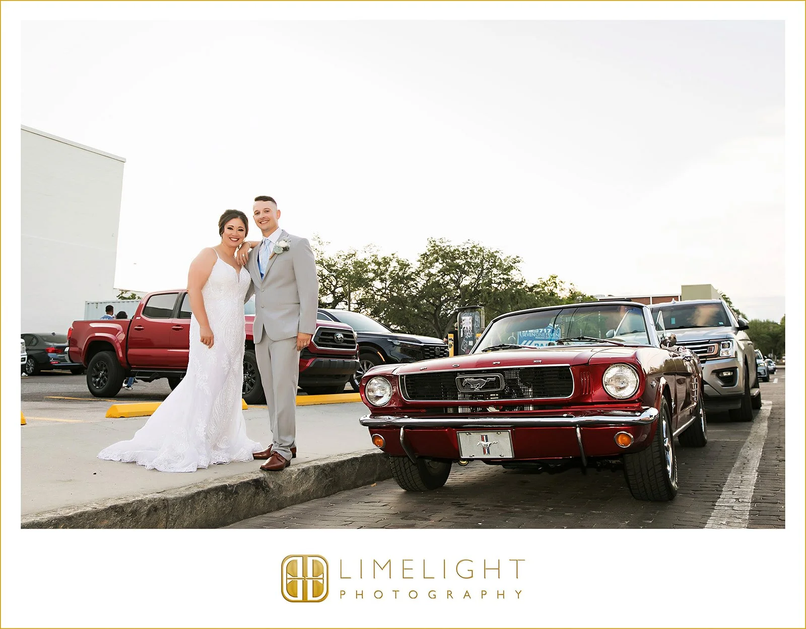danielle-nicholas-wedding-photography-italian-club-tampa-florida59.jpg