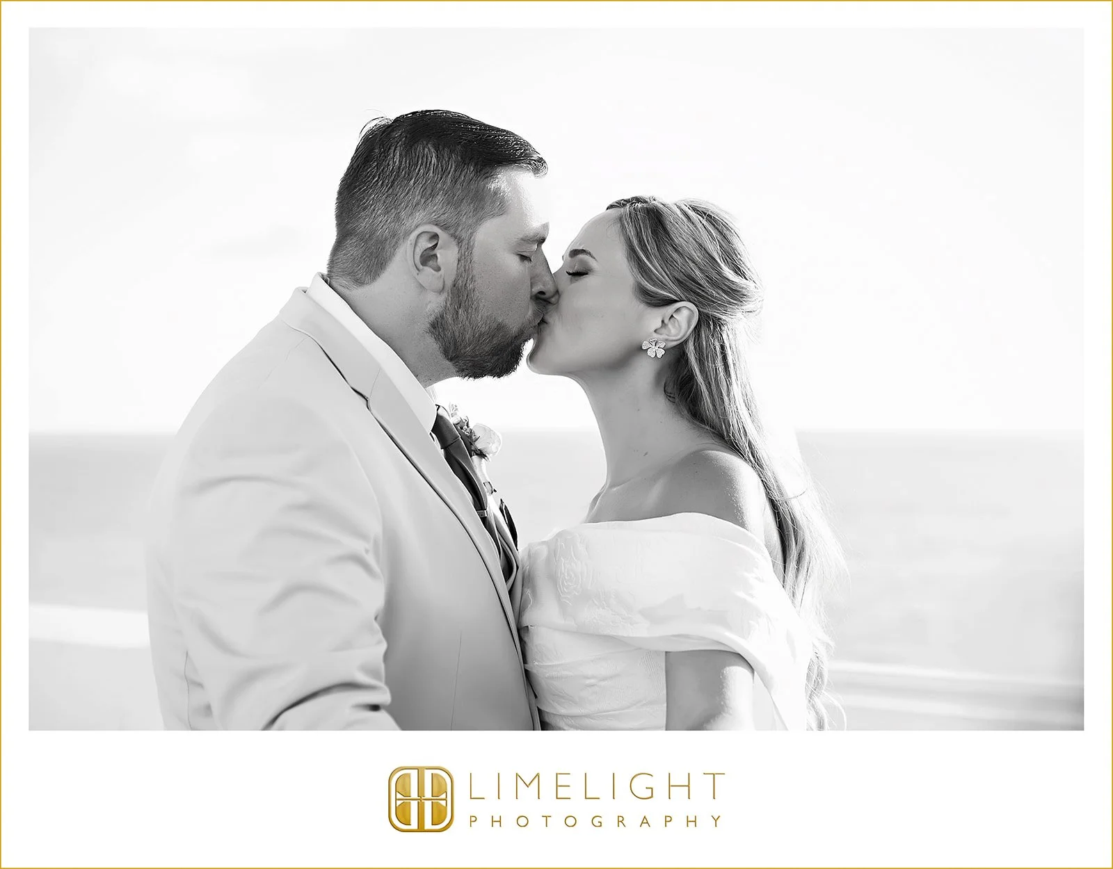 meghan-john-wedding-photography-don-cesar-florida35.jpg