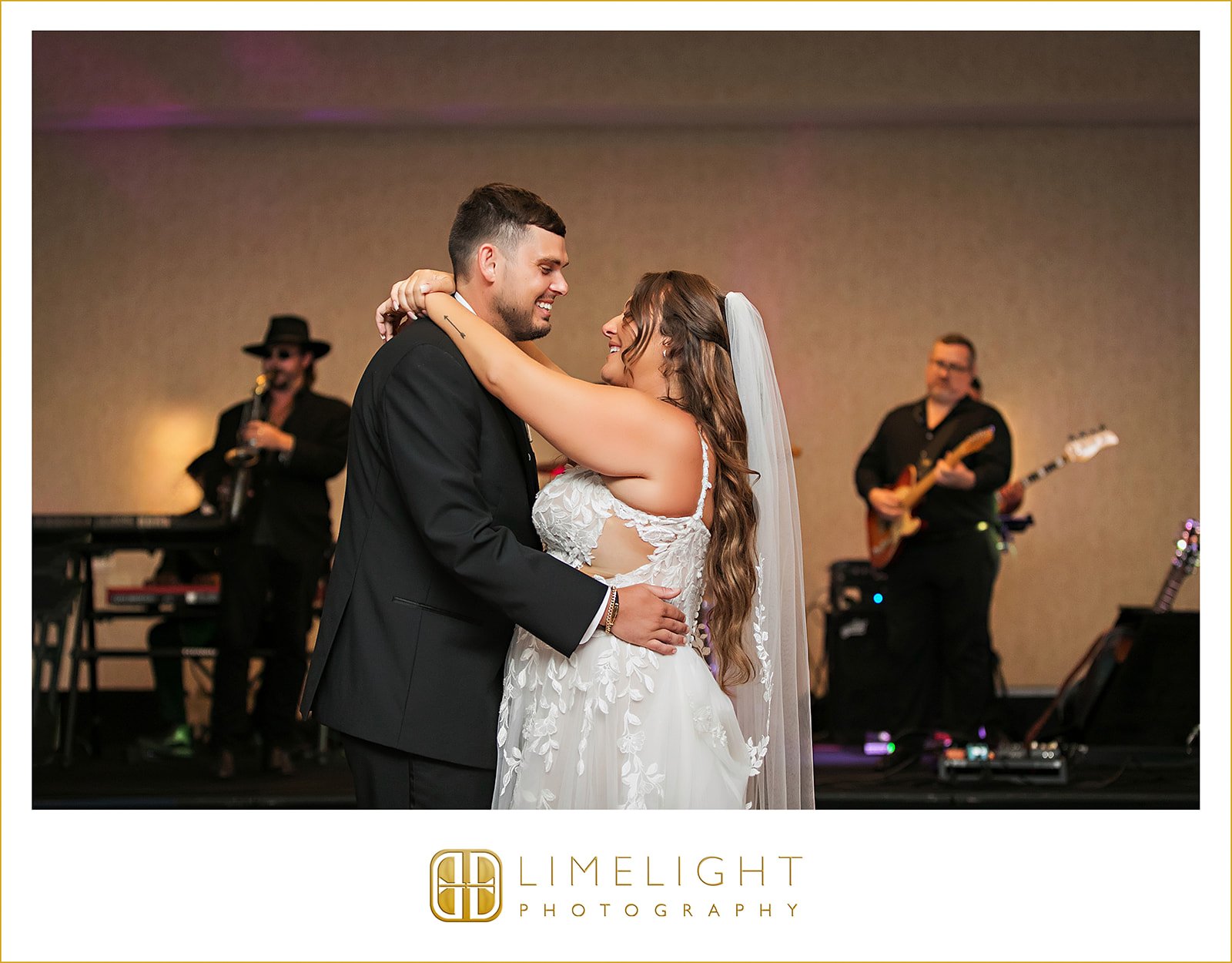 kaitlyn-kyle-wedding-photography-hilton-clearwater-beach-florida44.jpg