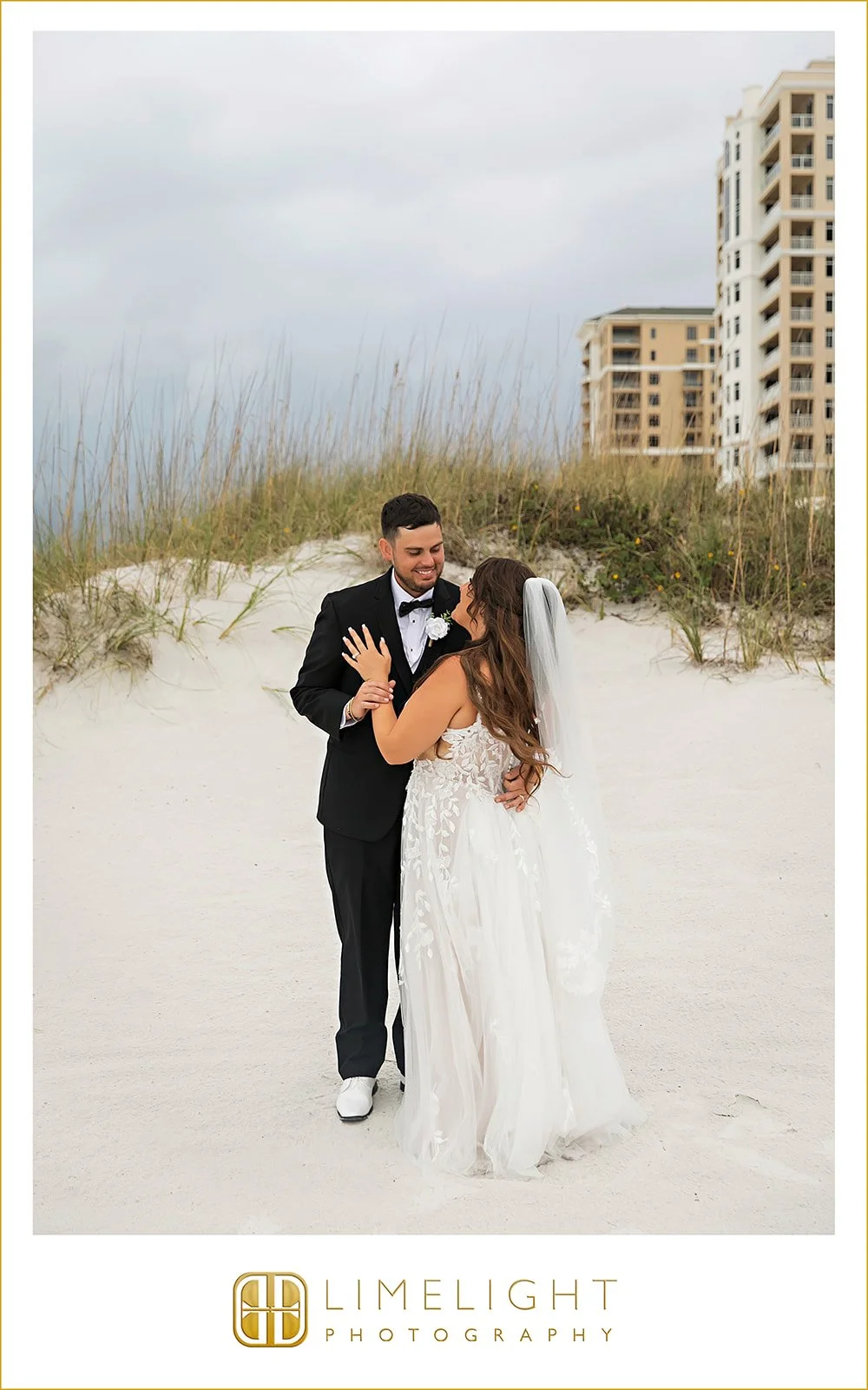 kaitlyn-kyle-wedding-photography-hilton-clearwater-beach-florida45.jpg