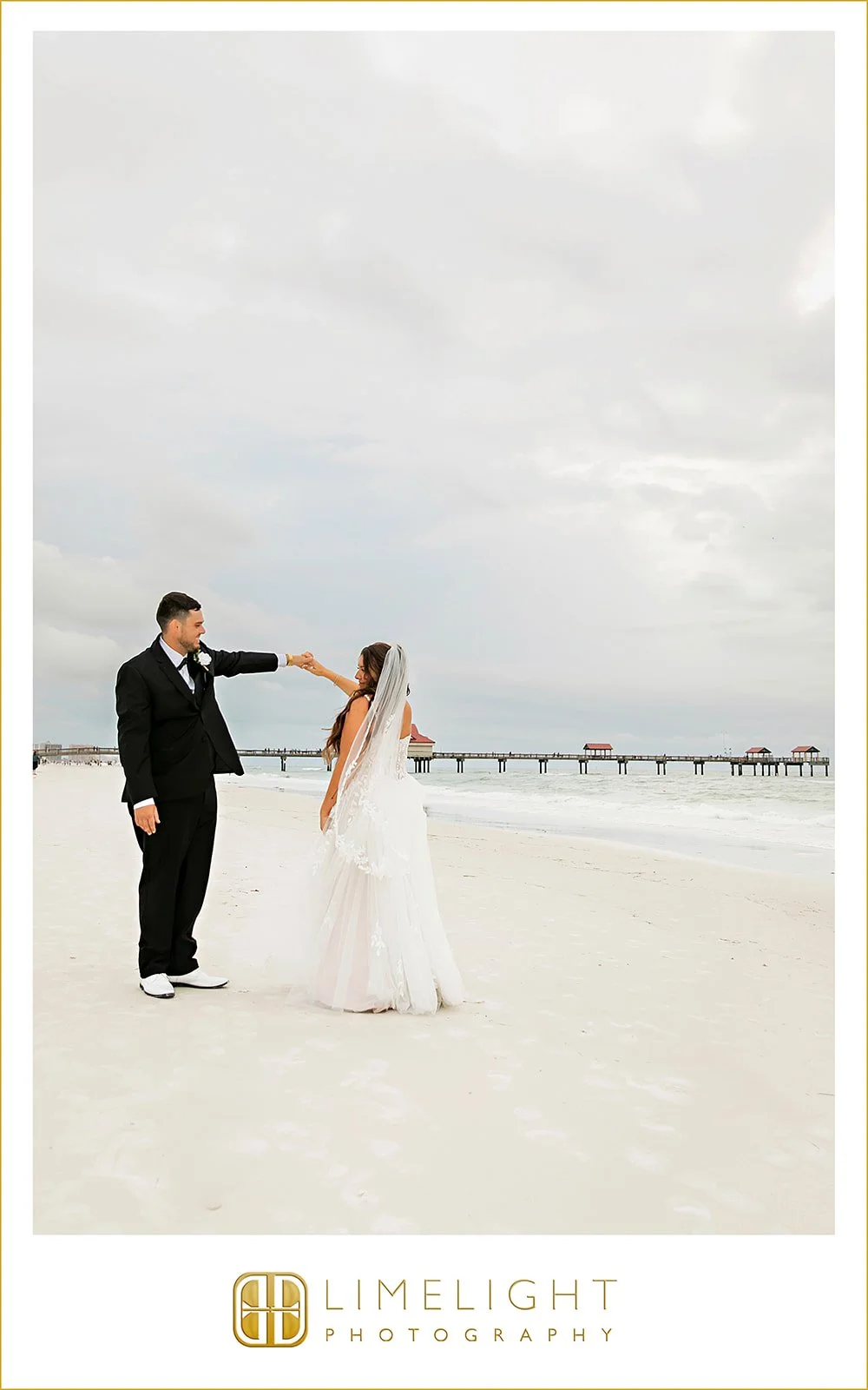 kaitlyn-kyle-wedding-photography-hilton-clearwater-beach-florida50.jpg