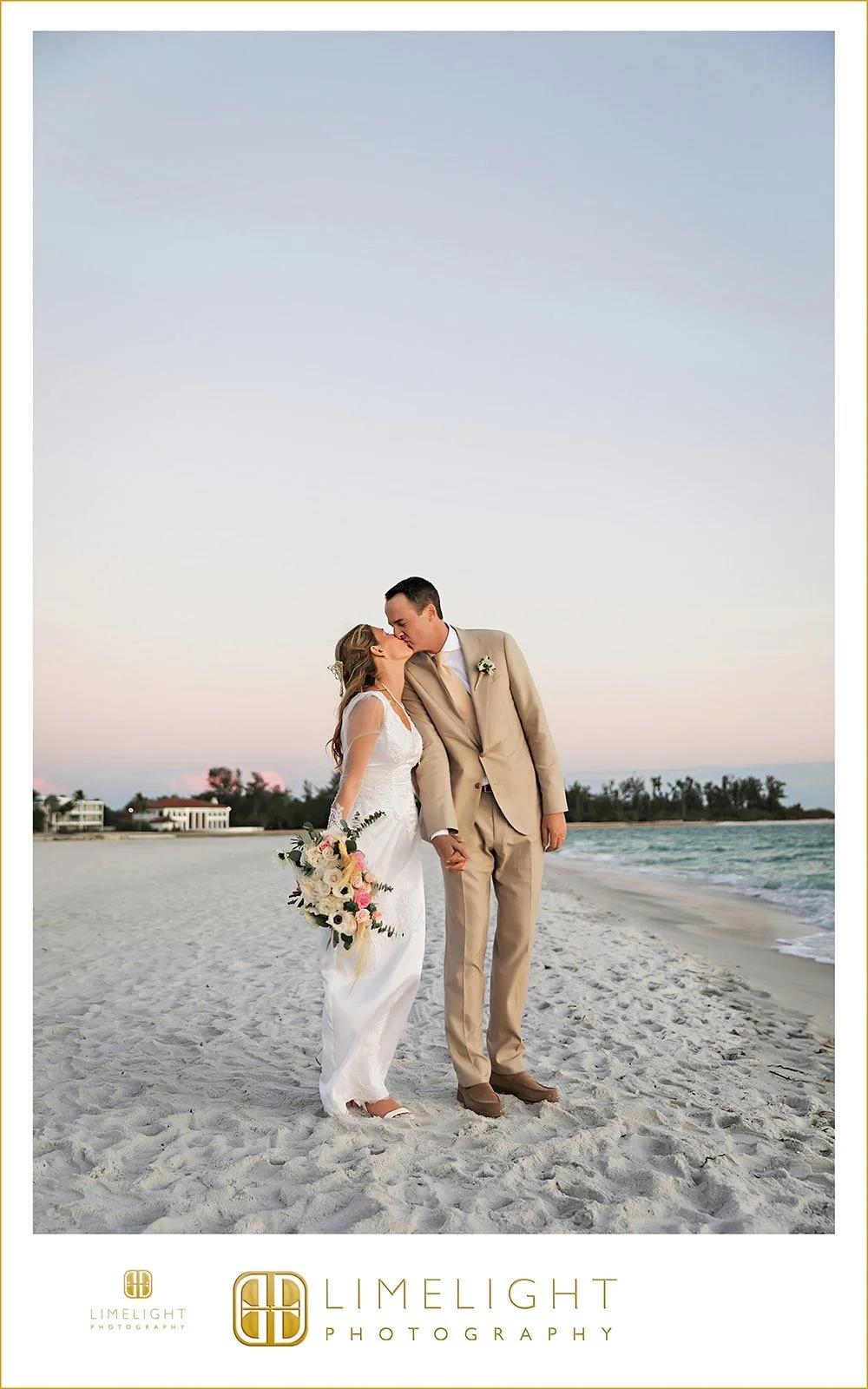 lexi-and-josh-florida-destination-wedding-longboat-key-club-sarasota77.jpg