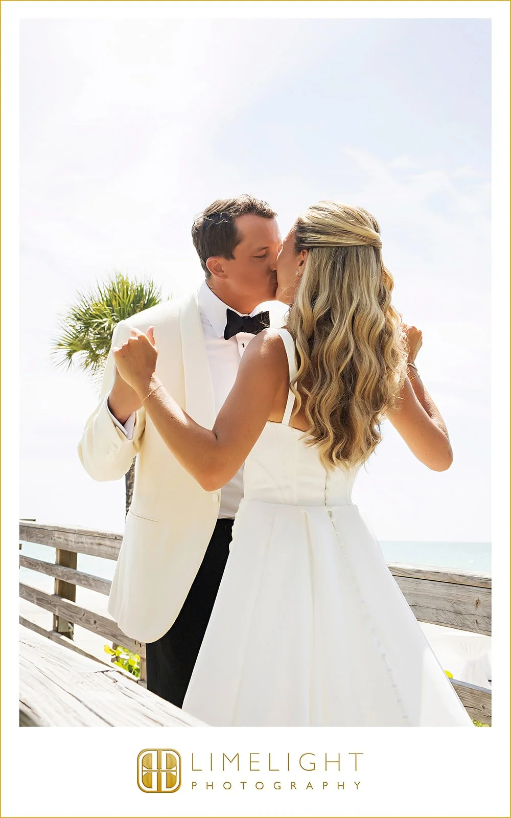 jordan-jake-wedding-photography-longboat-key-club-resort-florida18.jpg