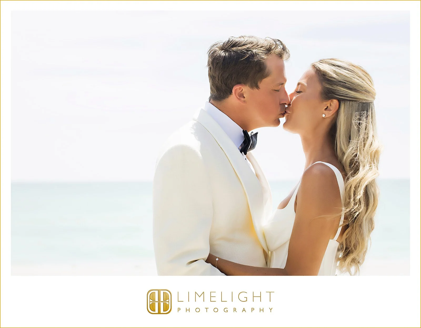 jordan-jake-wedding-photography-longboat-key-club-resort-florida21.jpg