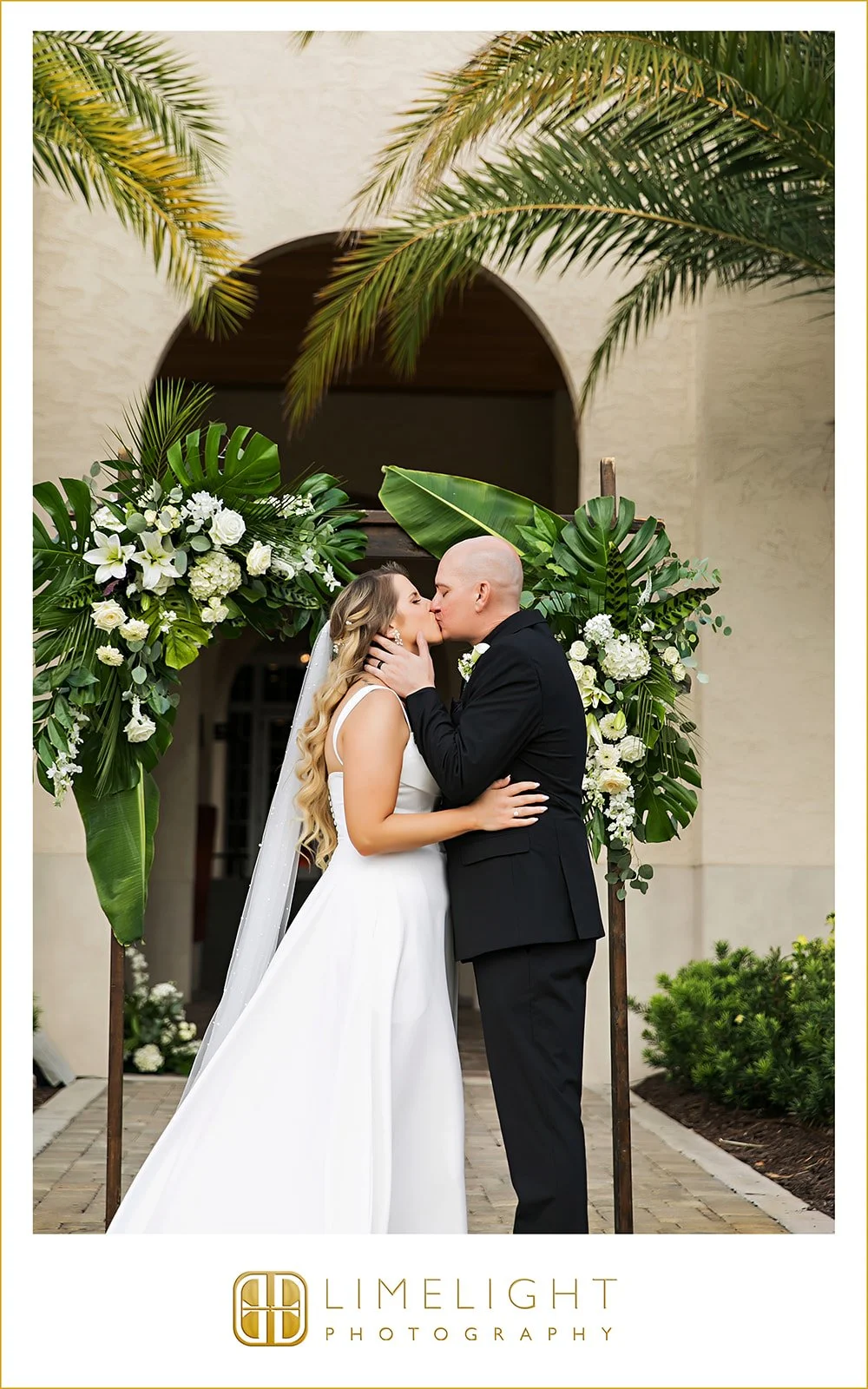 becky-steve-wedding-photography-fenway-hotel-dunedin-florida27.jpg