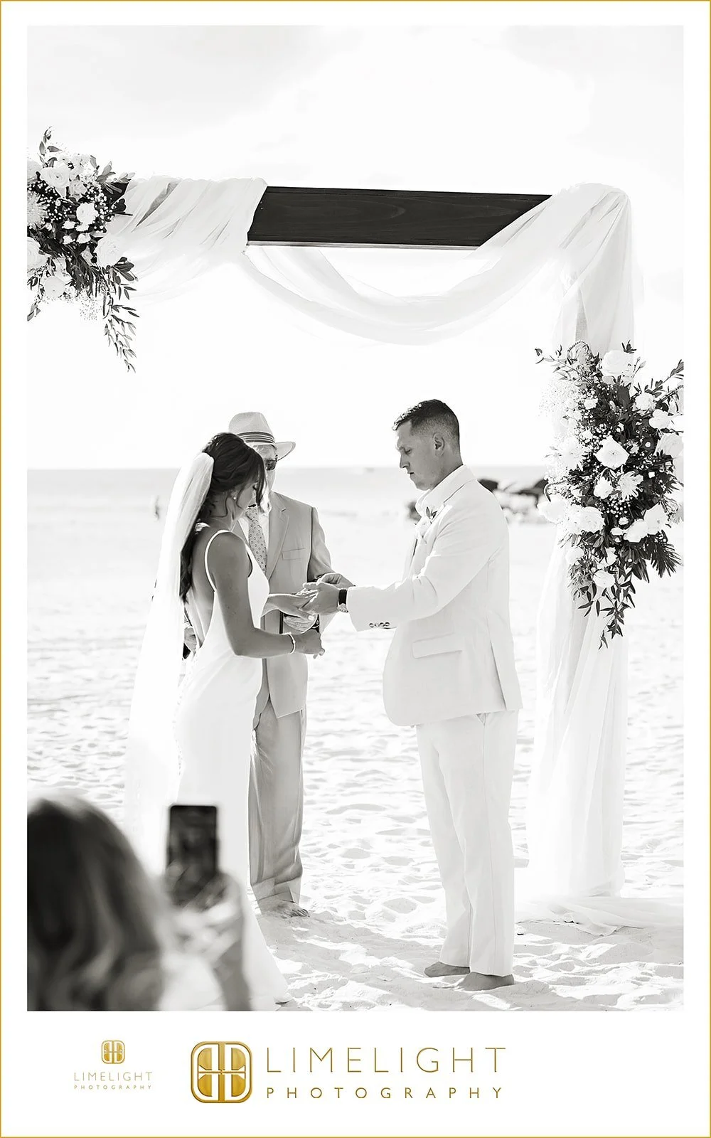stephany-and-nicholas-sal-e-pepe-marco-island-florida-weddings27.jpg