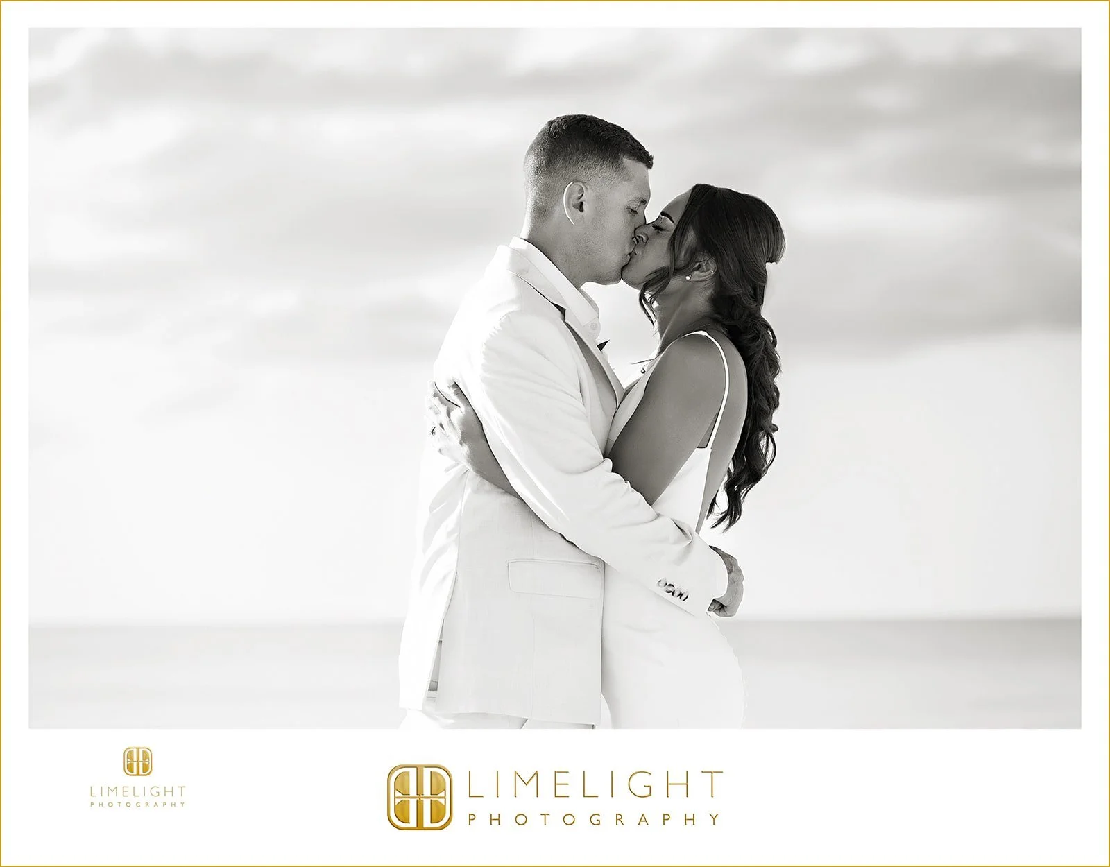stephany-and-nicholas-sal-e-pepe-marco-island-florida-weddings39.jpg