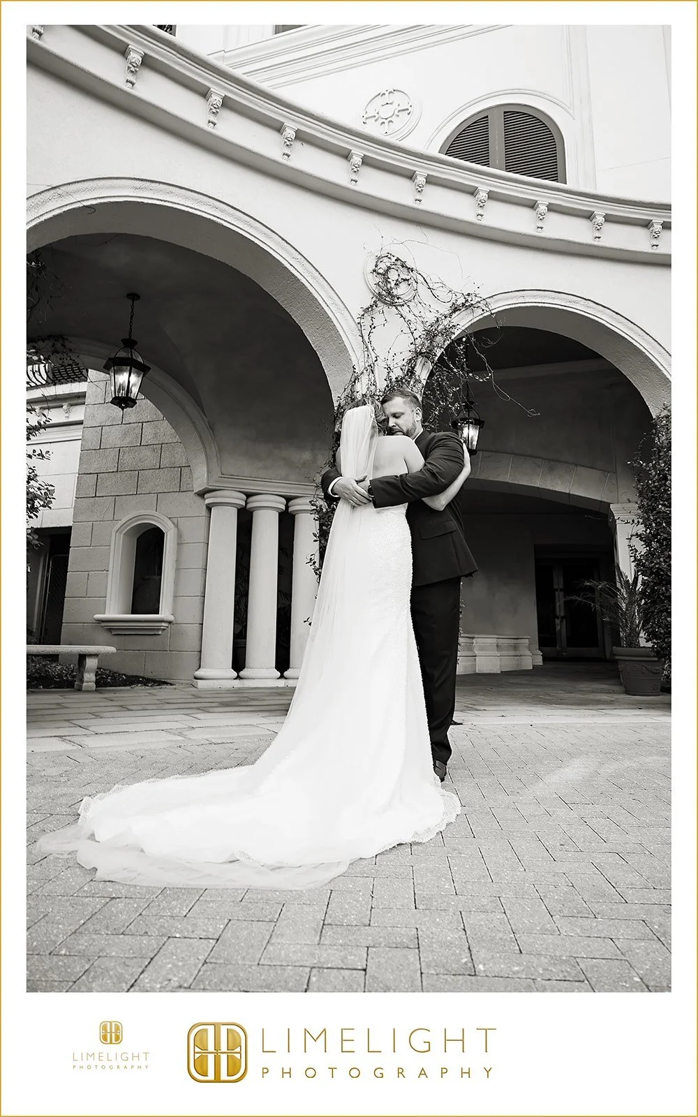 paige-and-kevin-sal-e-pepe-marco-island-florida-weddings33.jpg