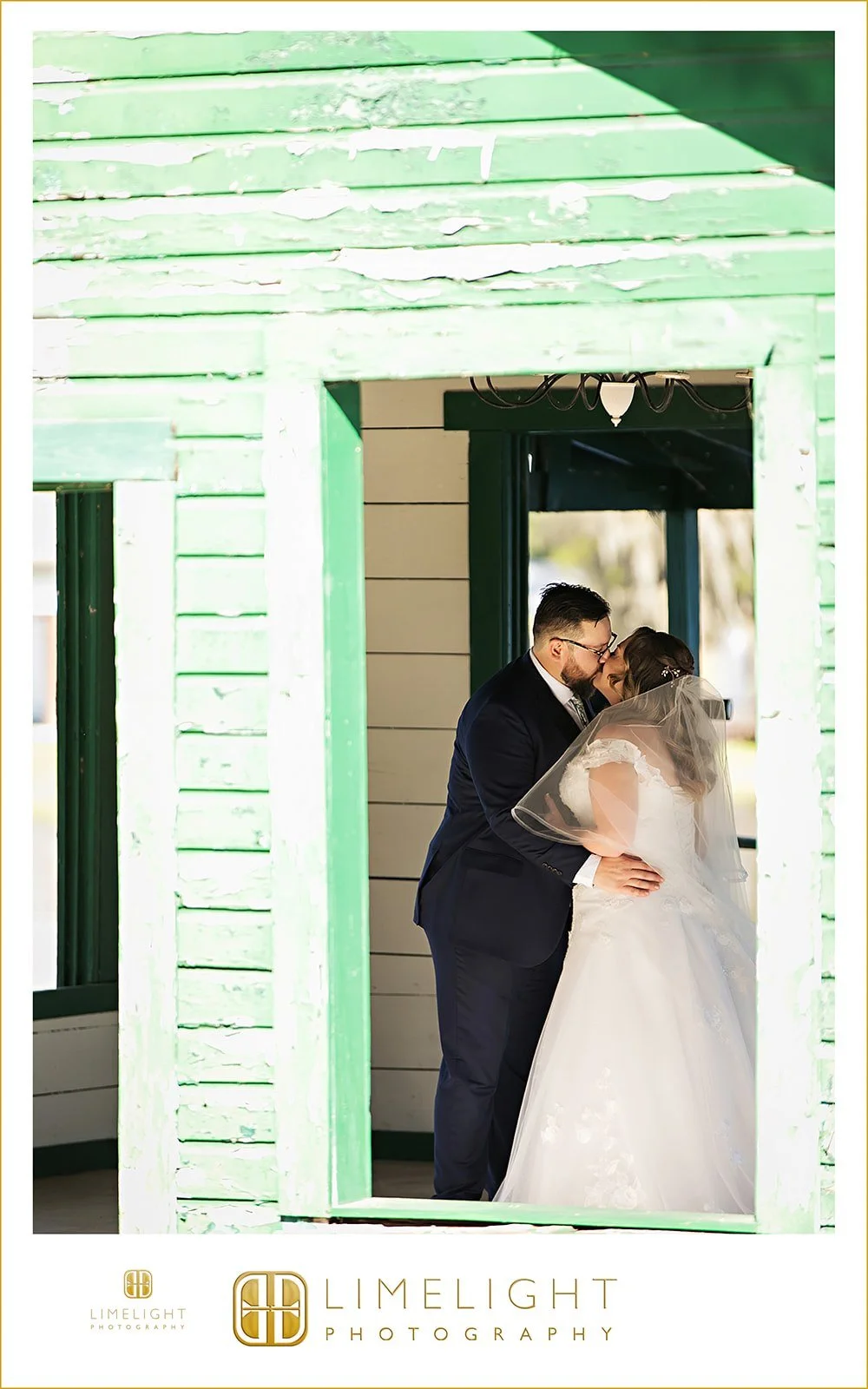 kayce-andrew-the-barn-at-crescent-lake-florida-wedding22.jpg