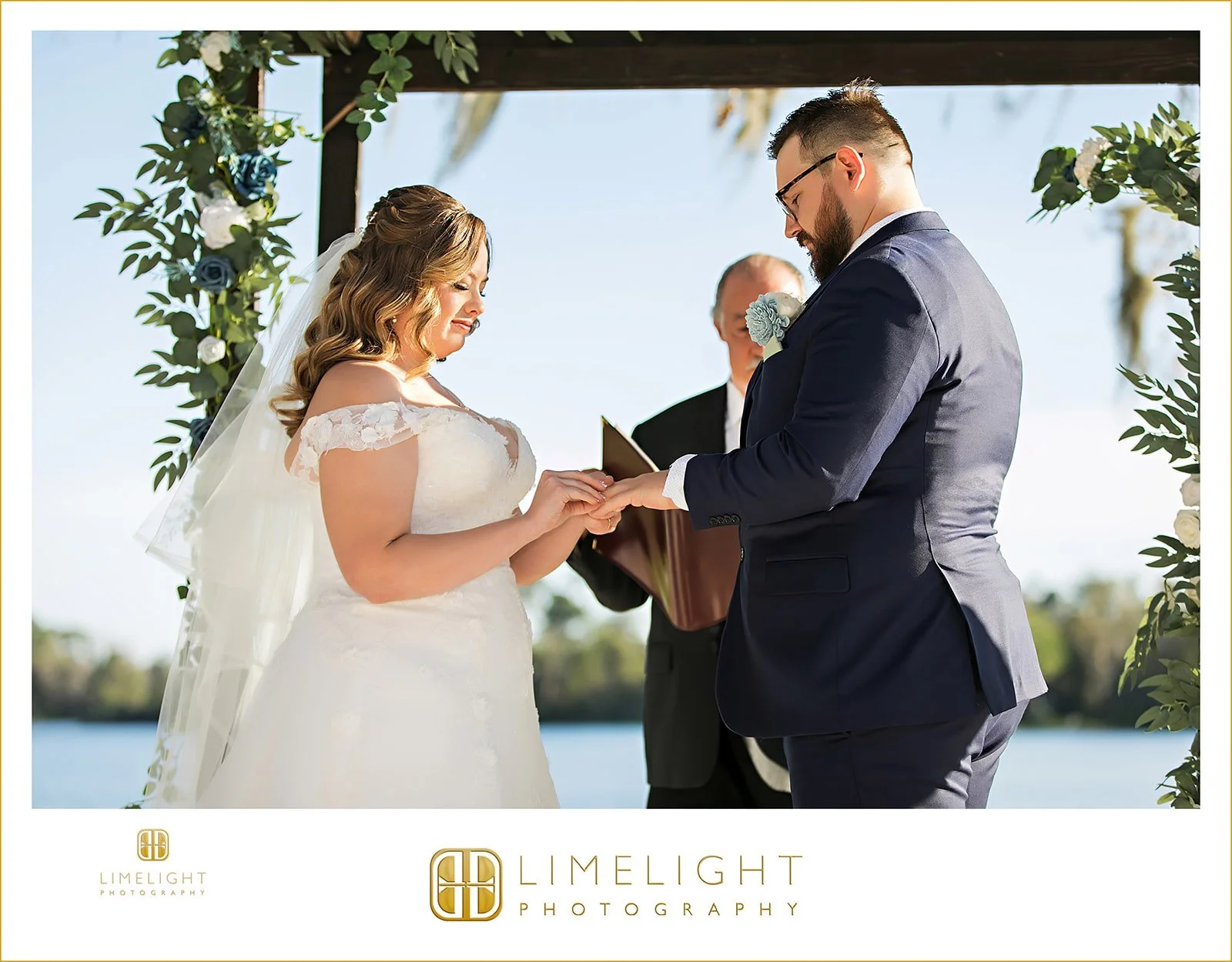 kayce-andrew-the-barn-at-crescent-lake-florida-wedding37.jpg